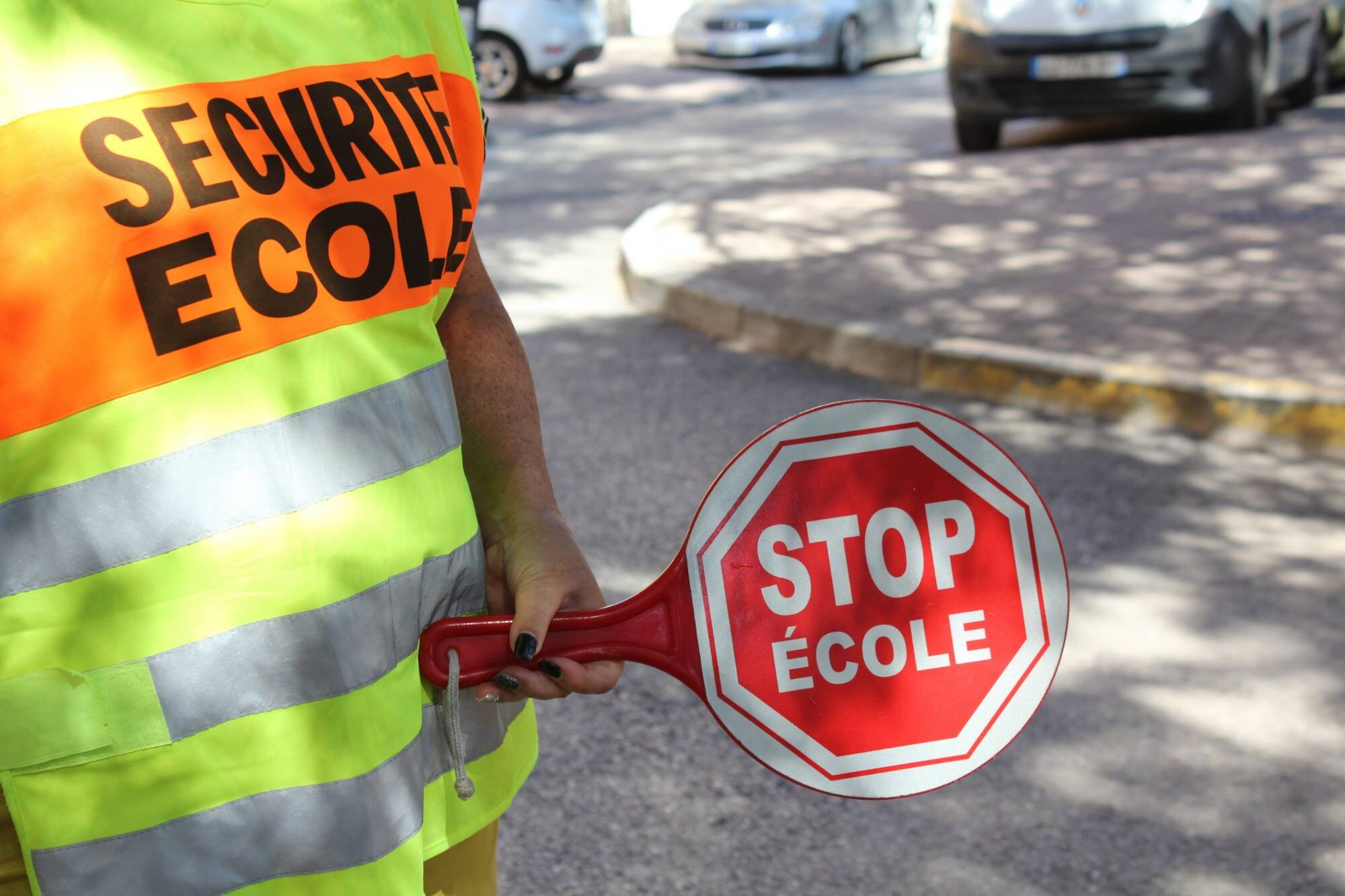 "C'est une force de la nature": après la violente agression d'une "mamy trafic" à Nice, Christian Estrosi donne des nouvelles de la victime