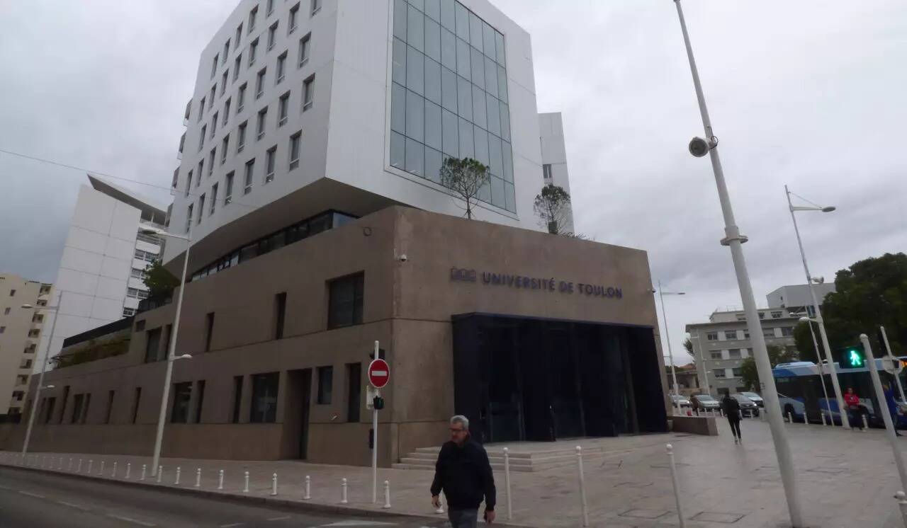 "Les universités sont en danger": Toulon tire la sonnette d'alarme sur le budget 2025 prévu par l'État