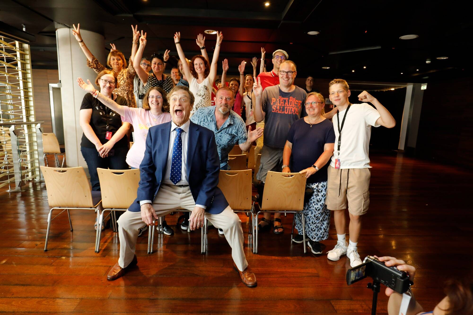 "Revisiter Roseanne? je sauterais sur l'occasion": l'acteur John Goodman s'est entretenu avec ses fans au Festival de Télévision de Monte-Carlo