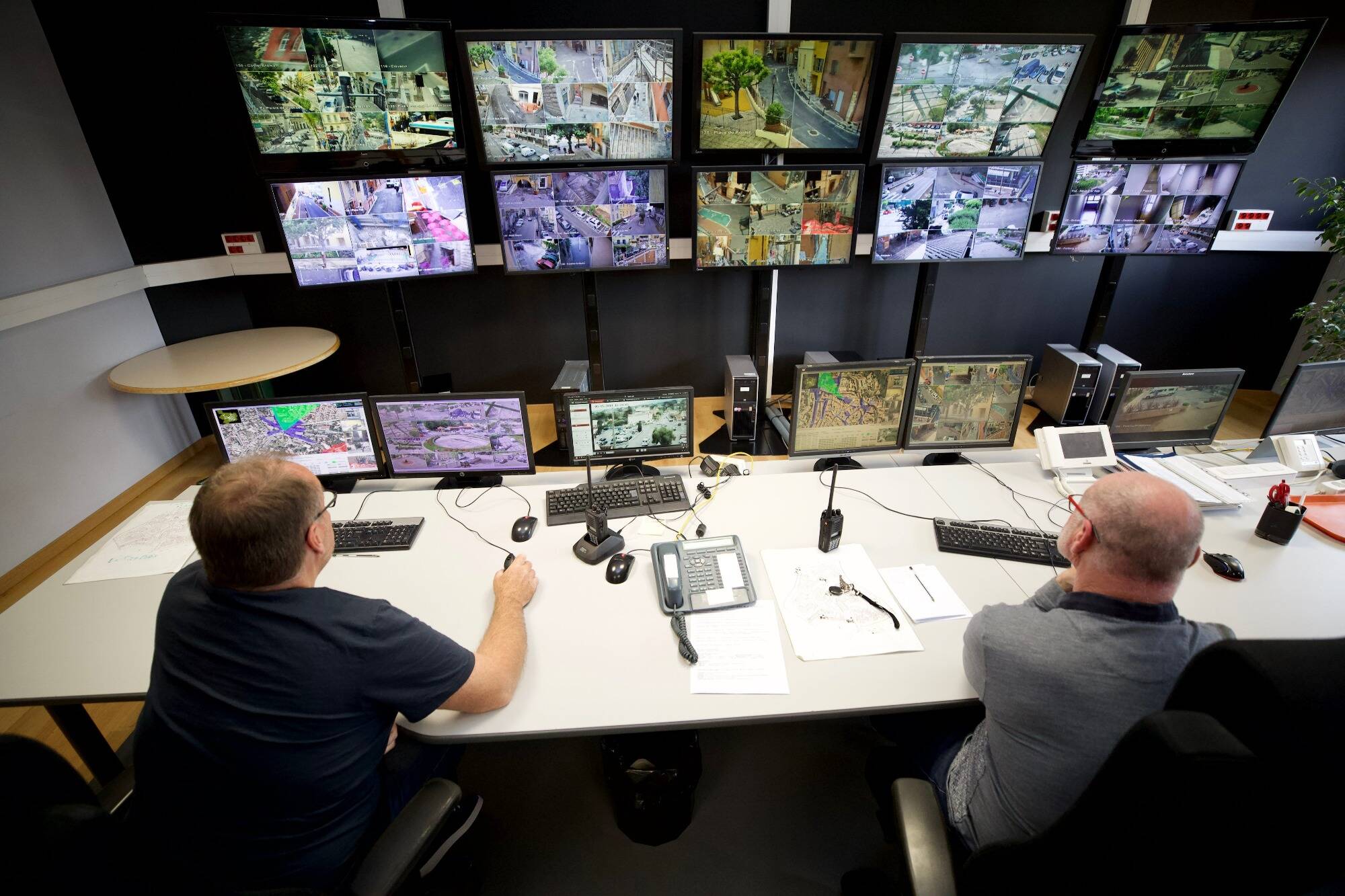 Bornes de sécurité, vidéosurveillance, dépôts sauvages... Le maire Jérôme Viaud ne baisse pas la pression sur la sécurité à Grasse