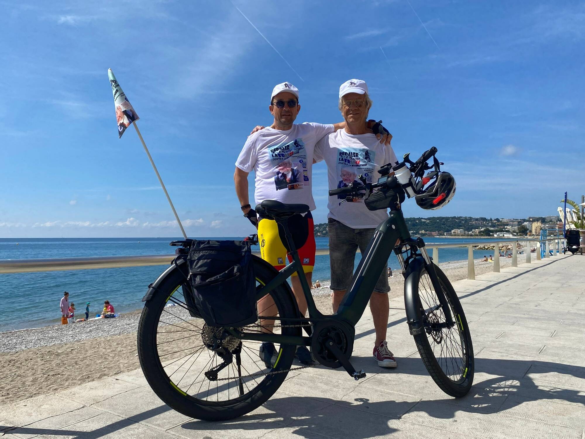 Atteint d'une myopathie, il va relier Roquebrune-Cap-Martin à l'Île-de-France en vélo électrique (et vous pouvez venir l'encourager)