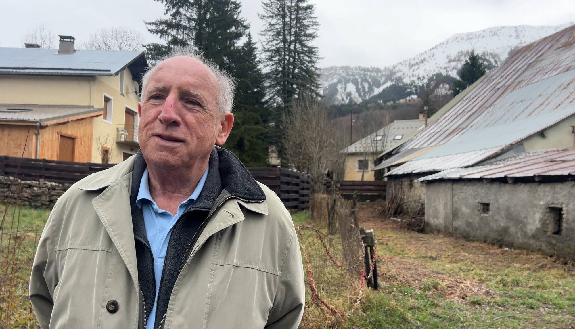 Disparition du petit Emile: les habitants "attendent de savoir ce qui s'est passé", explique le maire du Haut-Vernet François Balique