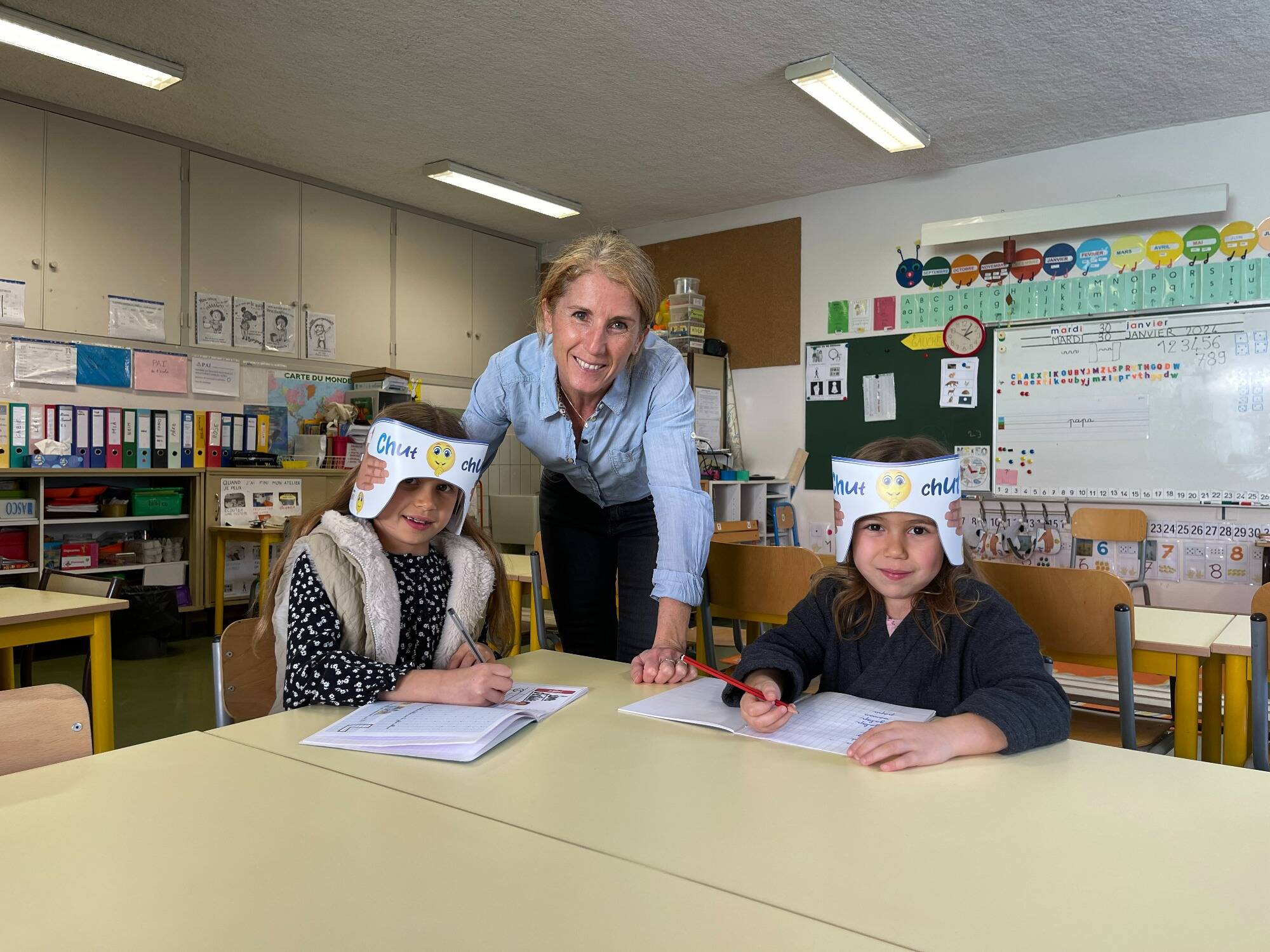 À Ollioules, cette institutrice dévoile son concept pédagogique qui permet aux élèves de mieux se concentrer et travailler