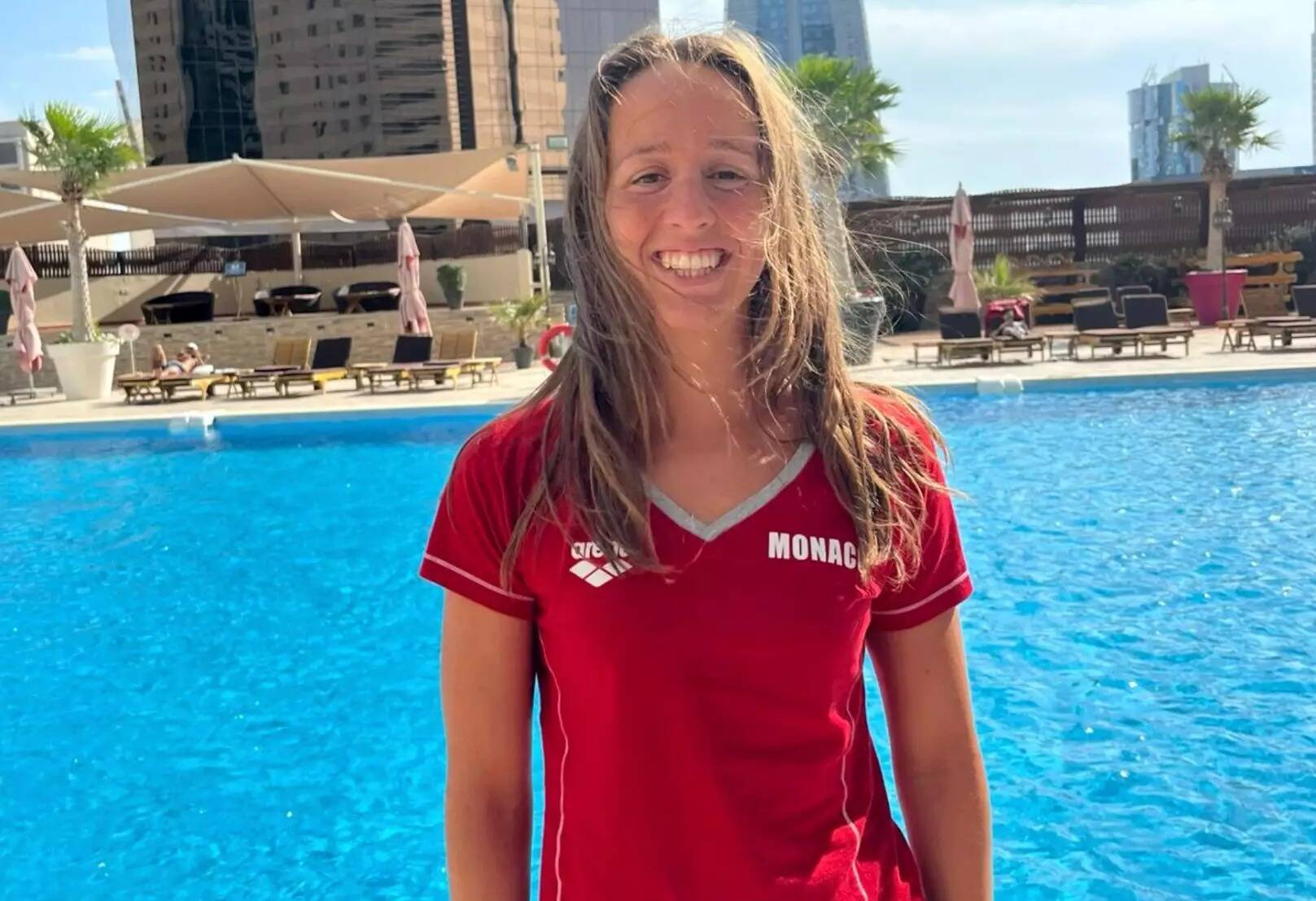 La nageuse Lisa Pou est la première athlète monégasque à se qualifier pour les Jeux Olympiques de Paris 2024