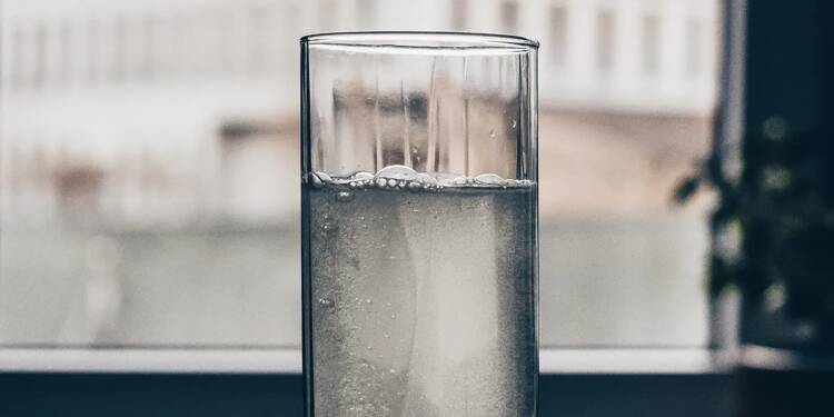 La plus grande contamination connue de l'eau à l'échelle européenne: quel est ce produit chimique persistant pointé du doigt par des associations?