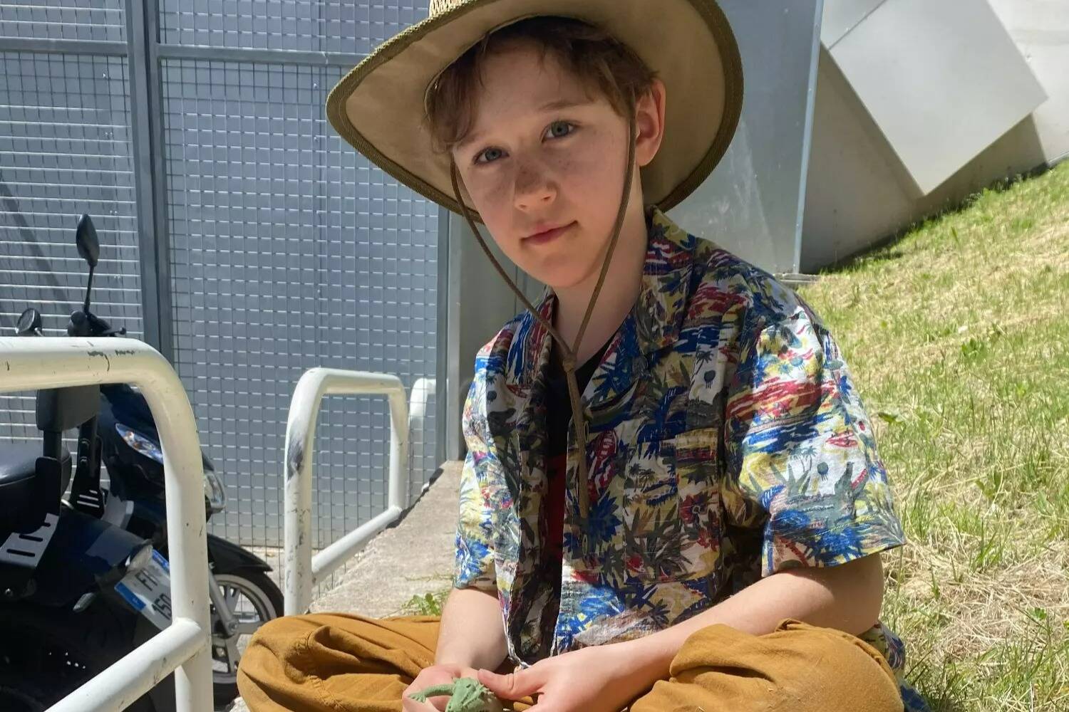 Comment Simon, victime d'un AVC à l'âge de 5 ans, a pu renaître grâce à un traitement par oxygénothérapie