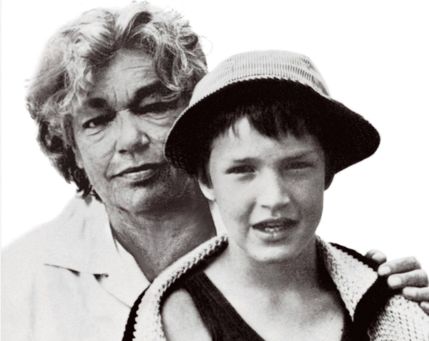 Benjamin Castaldi rend hommage à Yves Montand et Simone Signoret dans un livre très personnel