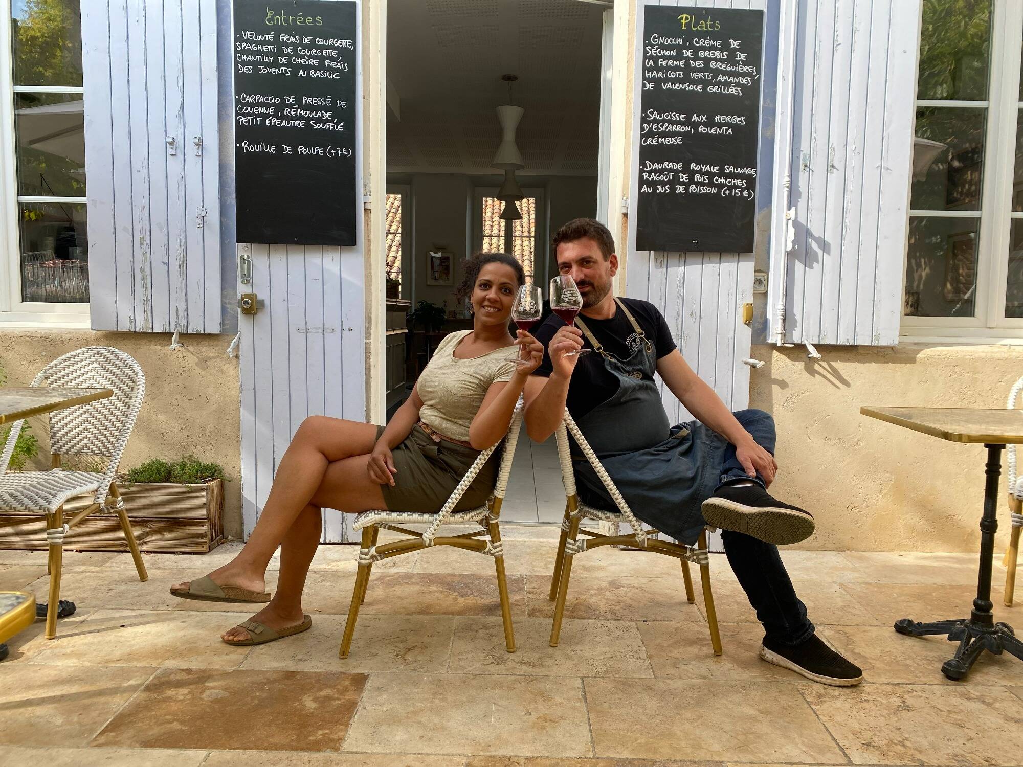 Assiettes et vins locavores : on prend un aller simple pour Esparron et son Bistrot école !