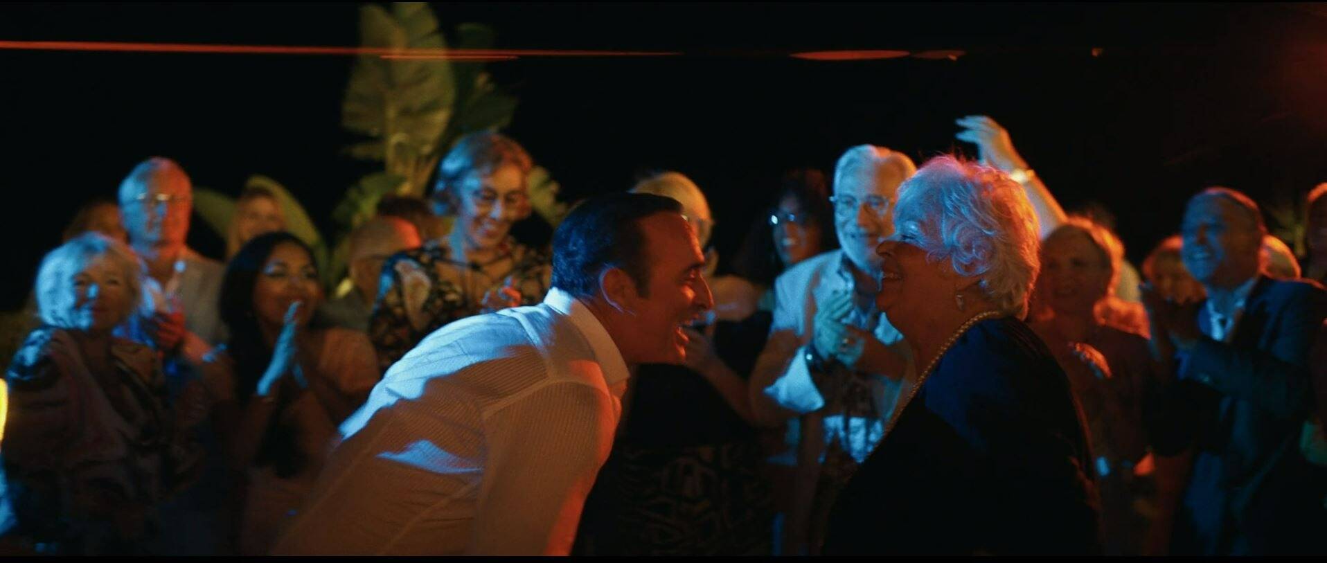 Une retraitée azuréenne raconte sa "danse endiablée" avec Jean Dujardin pour la série Alphonse