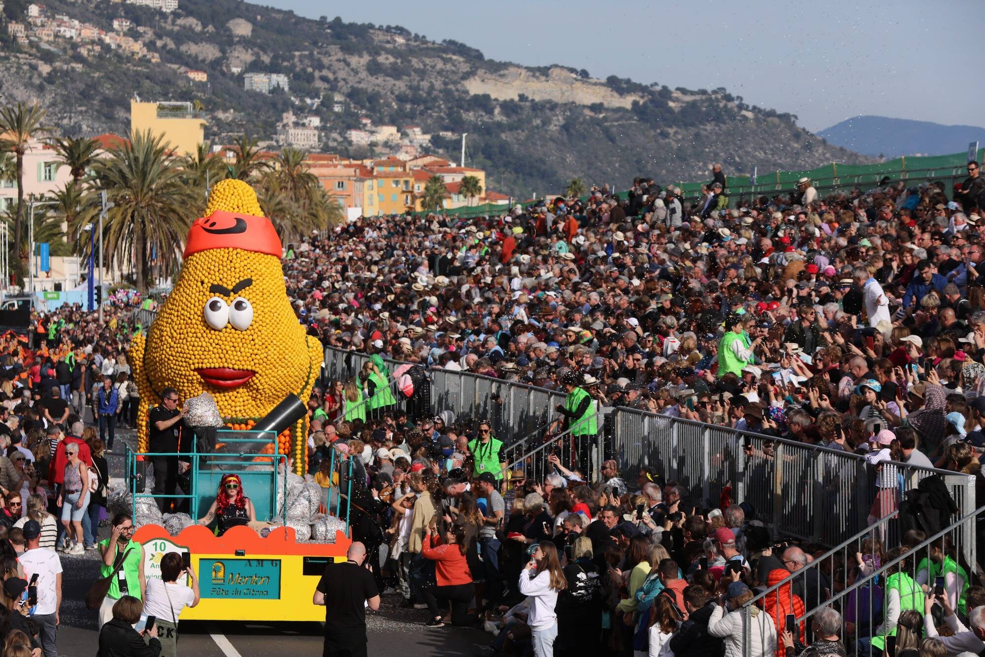 Lucille, Maëlys, Bernard... On vous présente les "petites mains" de la 90e Fête du citron à Menton