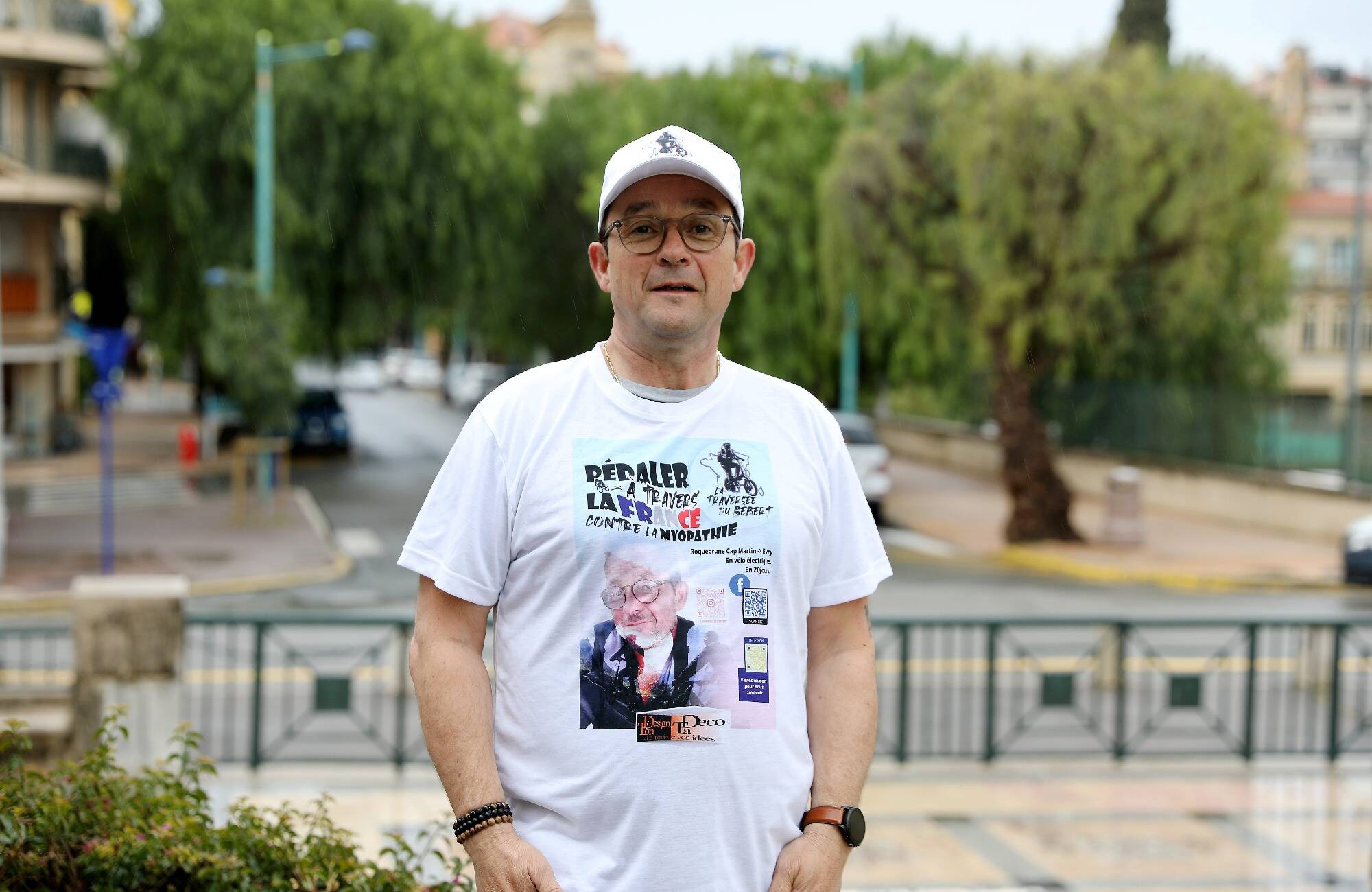 Atteint de myopathie, cet Azuréen va relier Roquebrune-Cap-Martin à Évry en vélo électrique jusqu'au siège de l'AFM Téléthon