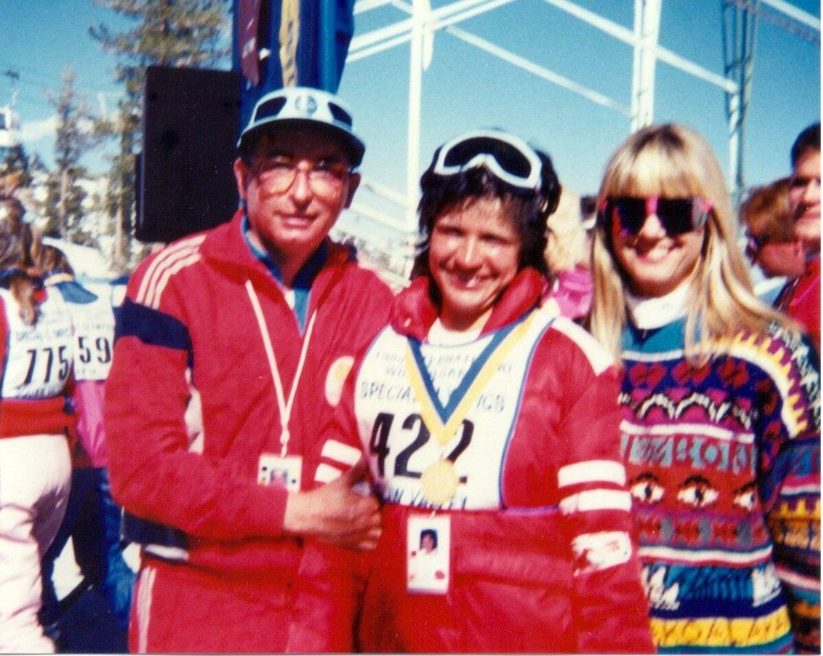 Elle vient de s'éteindre à 73 ans: quand Olivia Newton-John parrainait une athlète azuréenne en situation de handicap