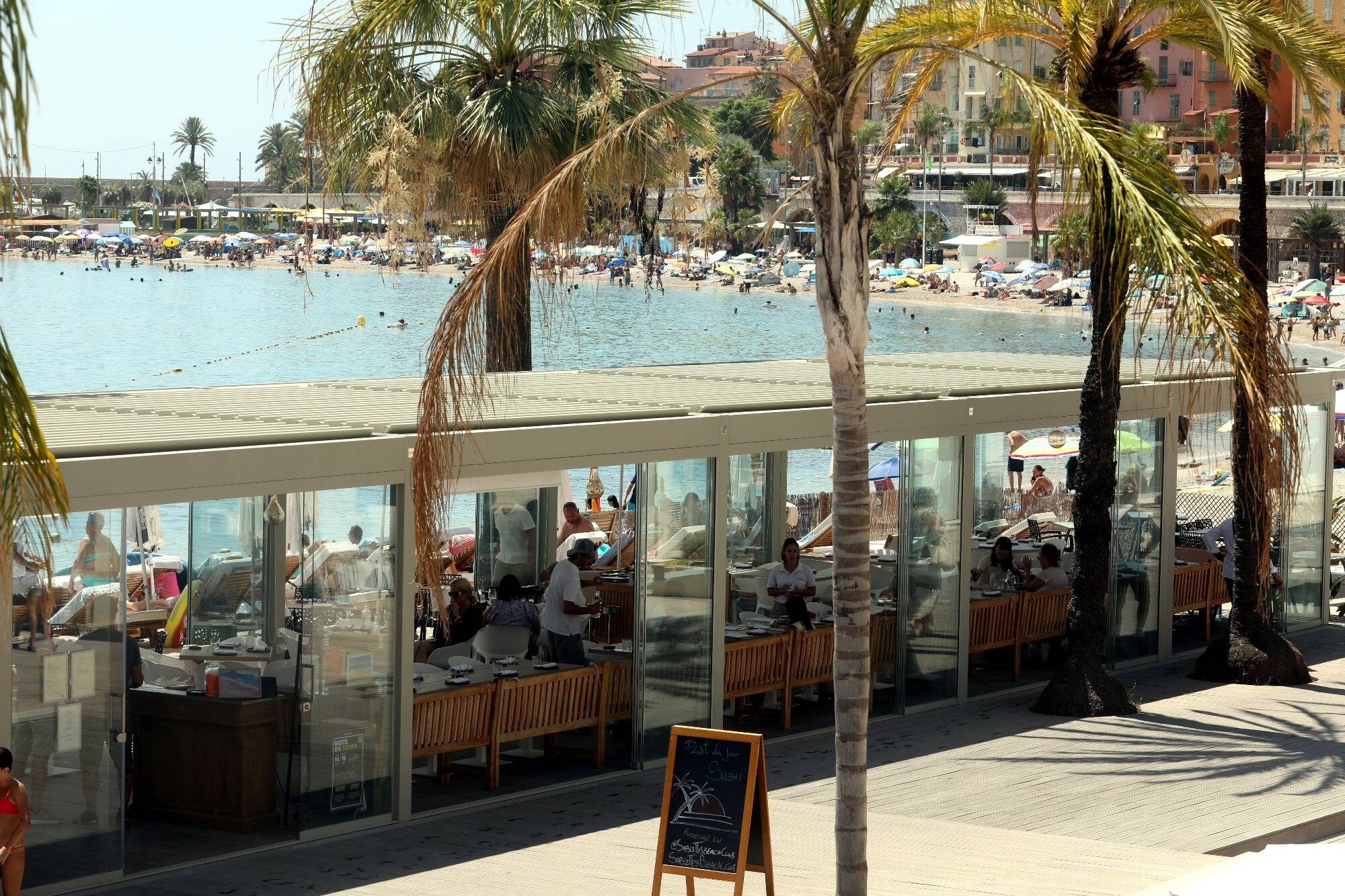 Les touristes sont là mais pas le pouvoir d'achat: le décryptage des professionnels du secteur à Menton