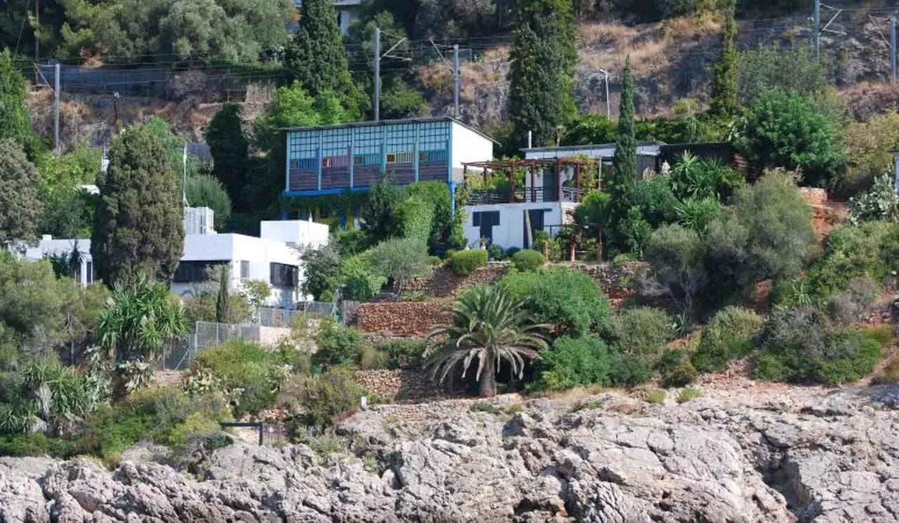 Découvrez la sublime architecture de la villa Eileen Gray de Roquebrune-Cap-Martin qui rouvre ses portes pour la saison estivale