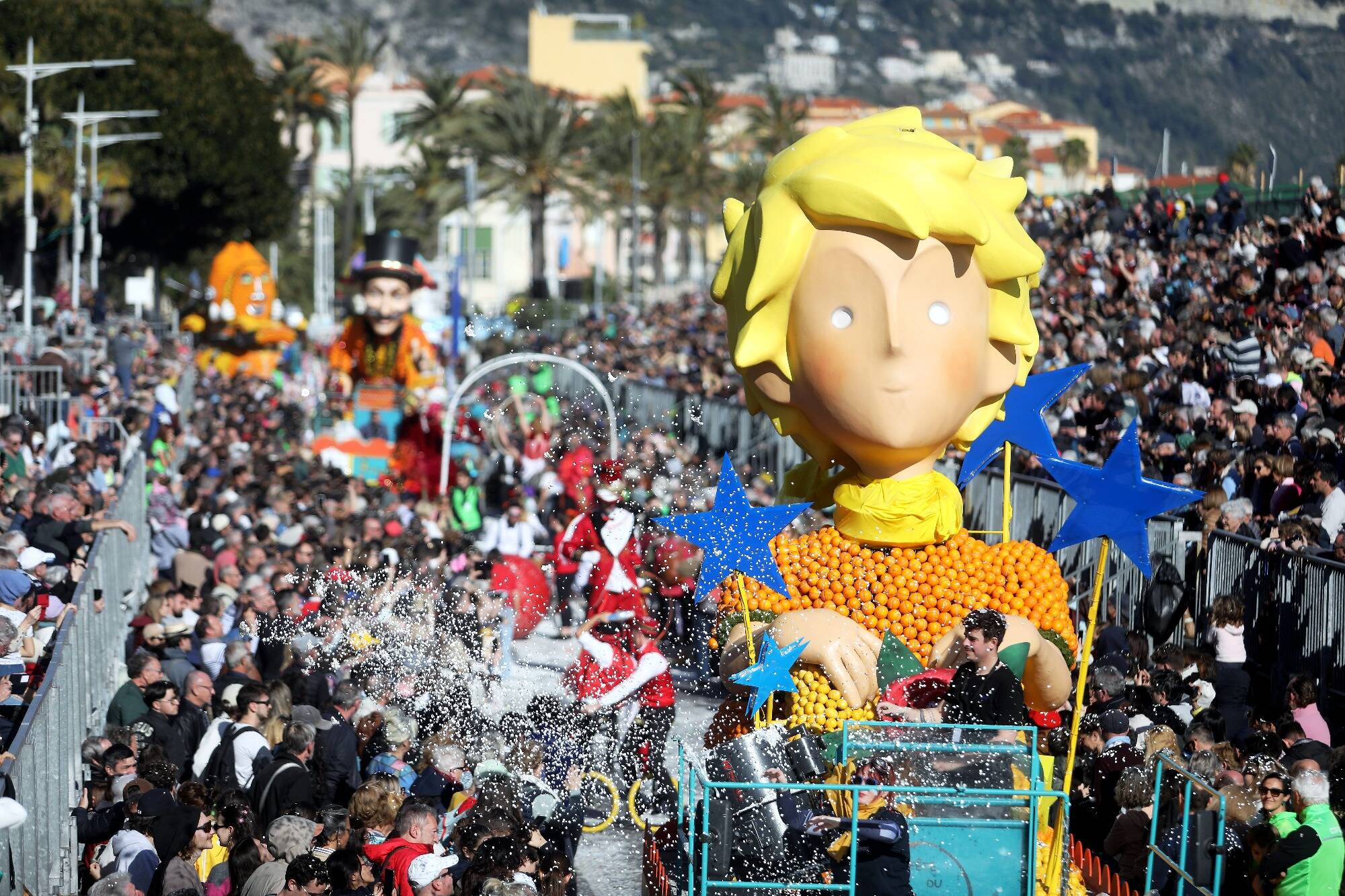 (Re)vivez en images le dernier corso des fruits d'or de la 91e Fête du citron de Menton