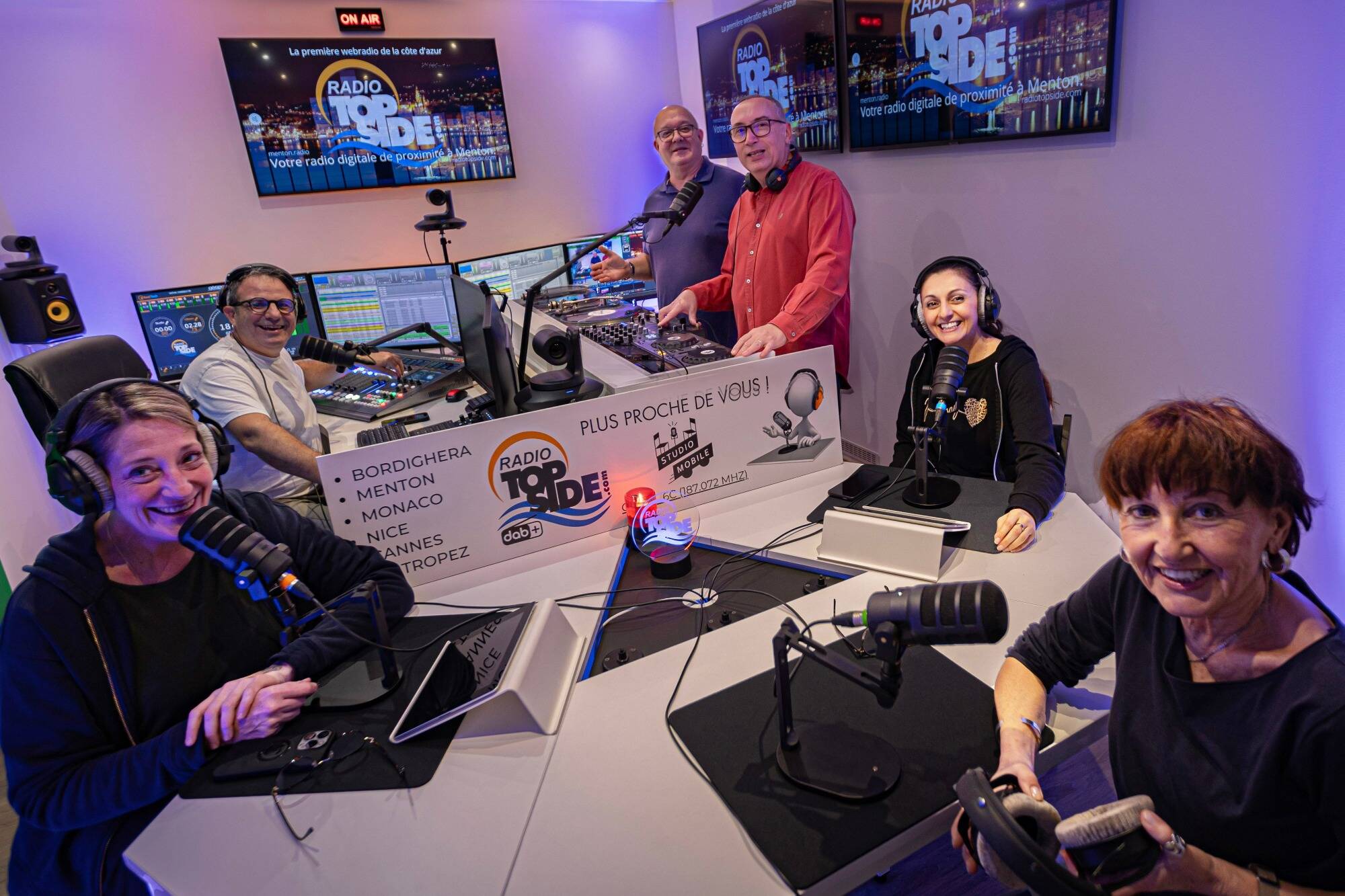 De sa création en 2004 à son expansion, le fondateur de la radio numérique mentonnaise "Top Side" revient sur cette success story
