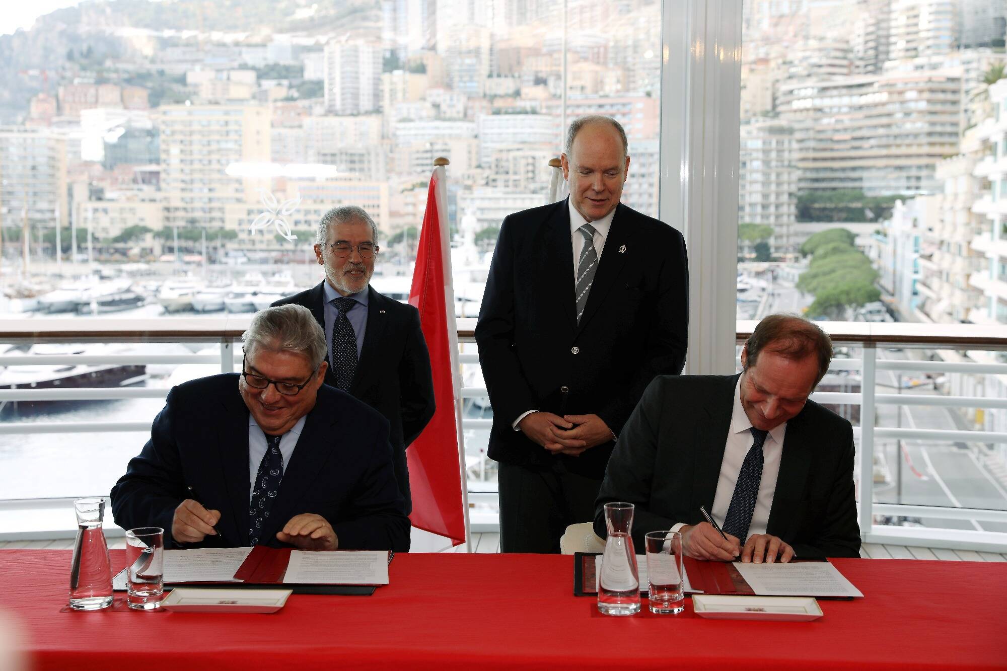 "Le Tour de France reviendra régulièrement en Principauté dans les prochaines années", confie le prince Albert II de Monaco