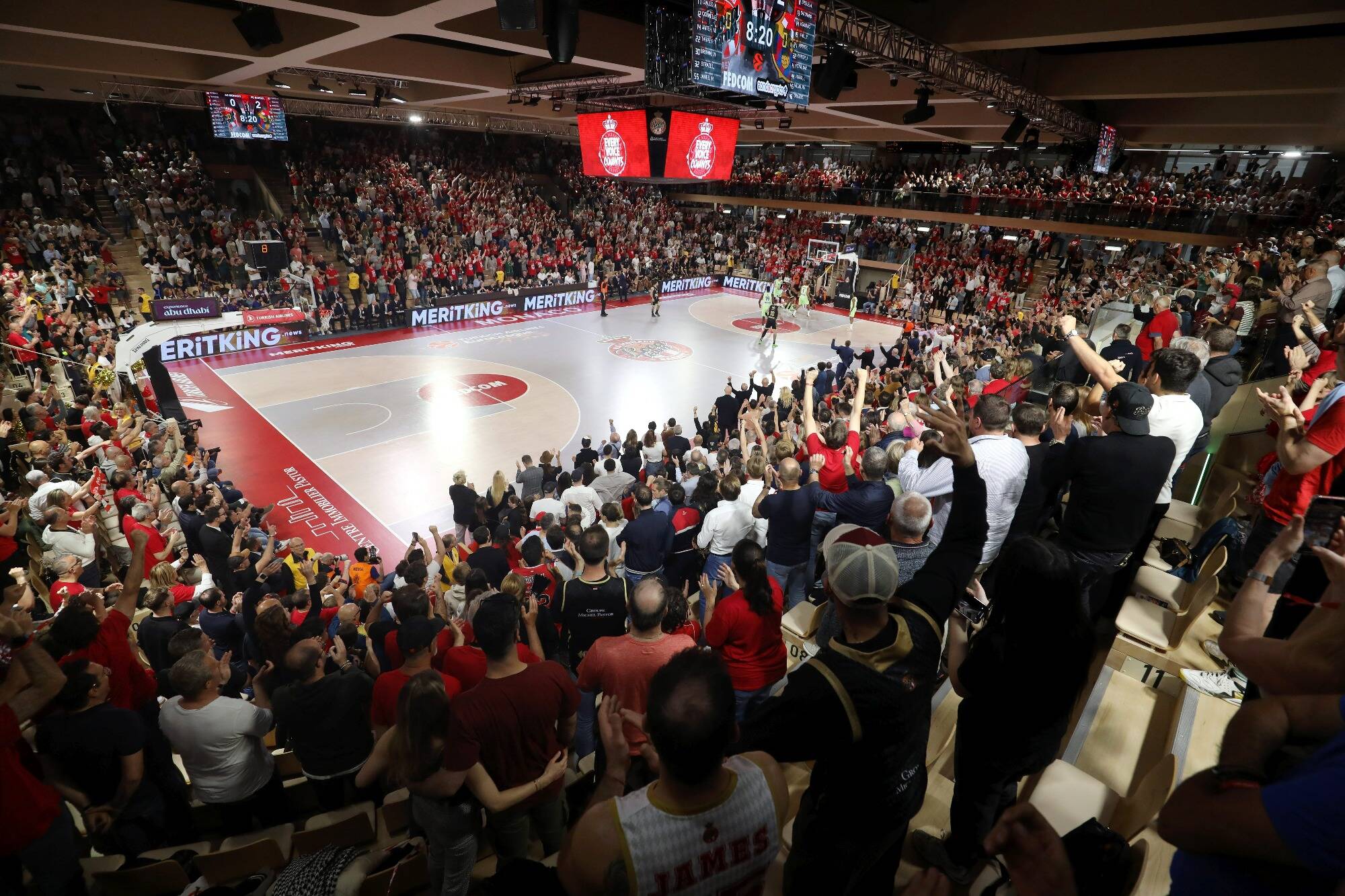 (Re)vivez en images la folle victoire de la Roca Team sur Barcelone à Gaston-Médecin