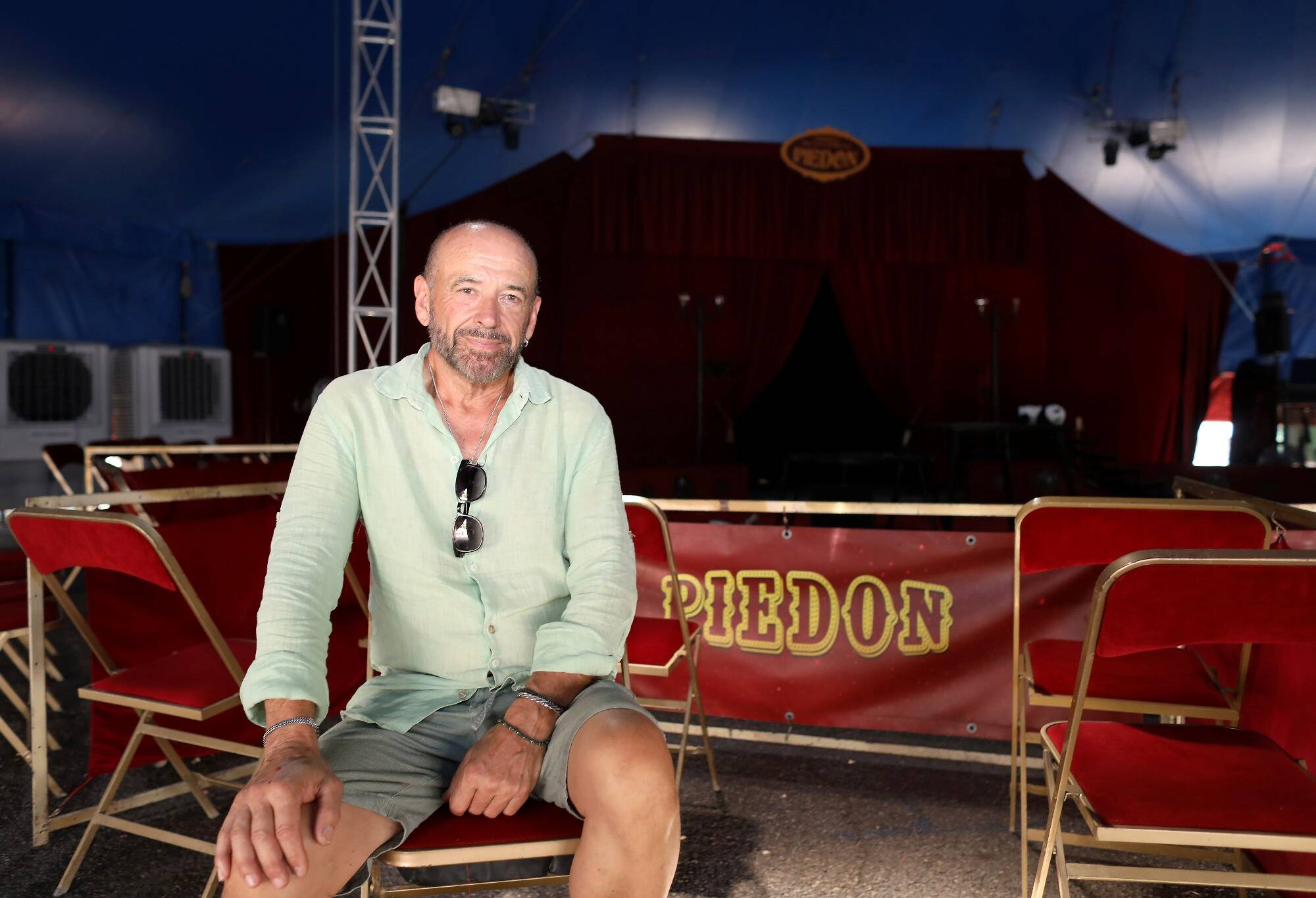 "Le cirque coule dans nos veines": à Monaco, les Piedon font vibrer trois générations près du chapiteau de Fontvieille