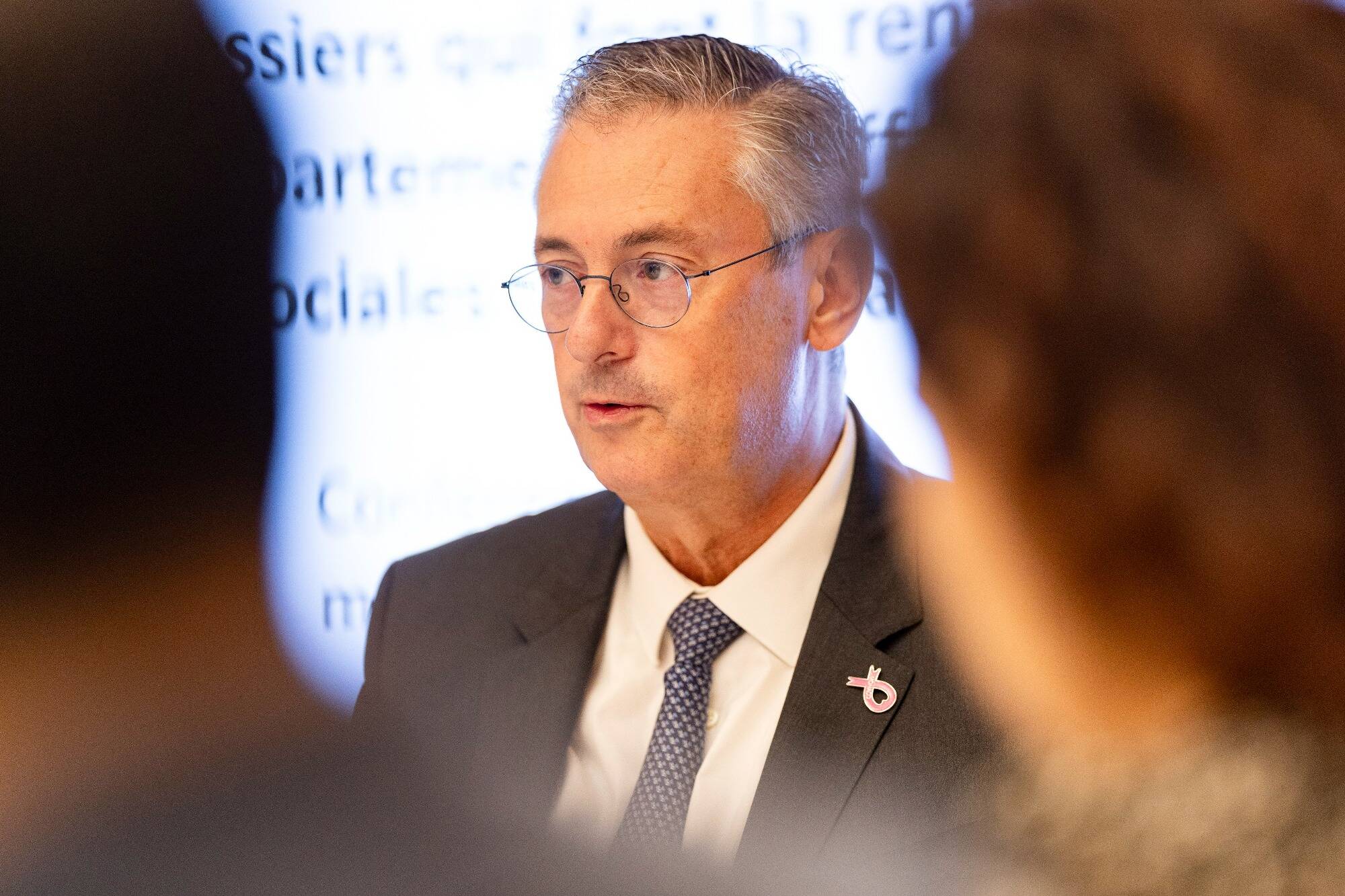 Salaires et pérennité du régime de retraite à Monaco: le conseiller-ministre de la Santé Christophe Robino fait le point sur les projets du gouvernement