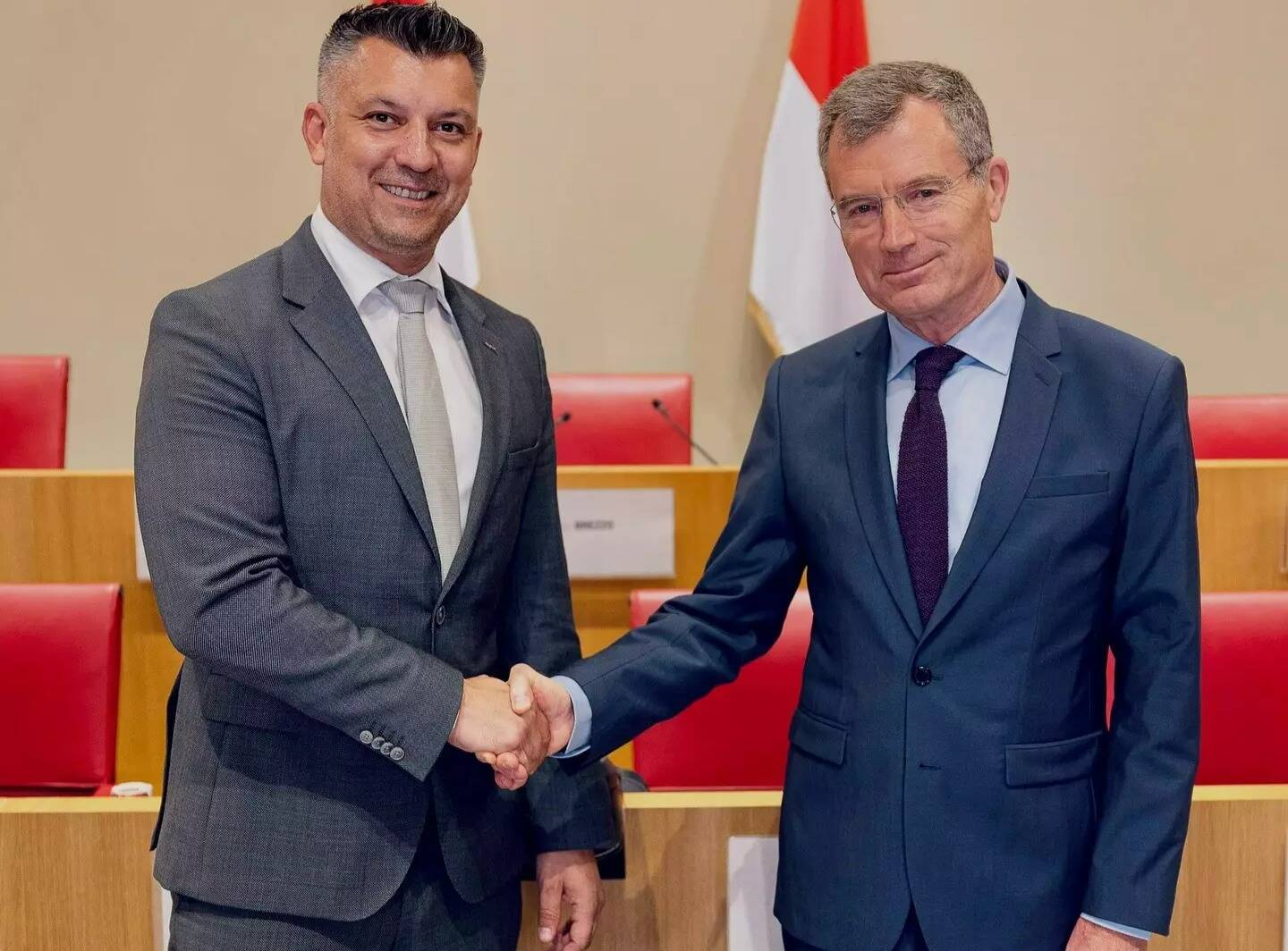 "Le gouvernement ne peut pas gagner seul": le ministre d'État de Monaco en appelle au collectif devant le Conseil national