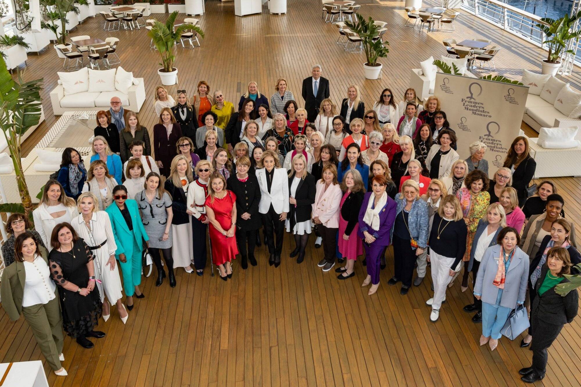 Ornella Barra Pessina reçoit le prix des Femmes Leaders Monaco