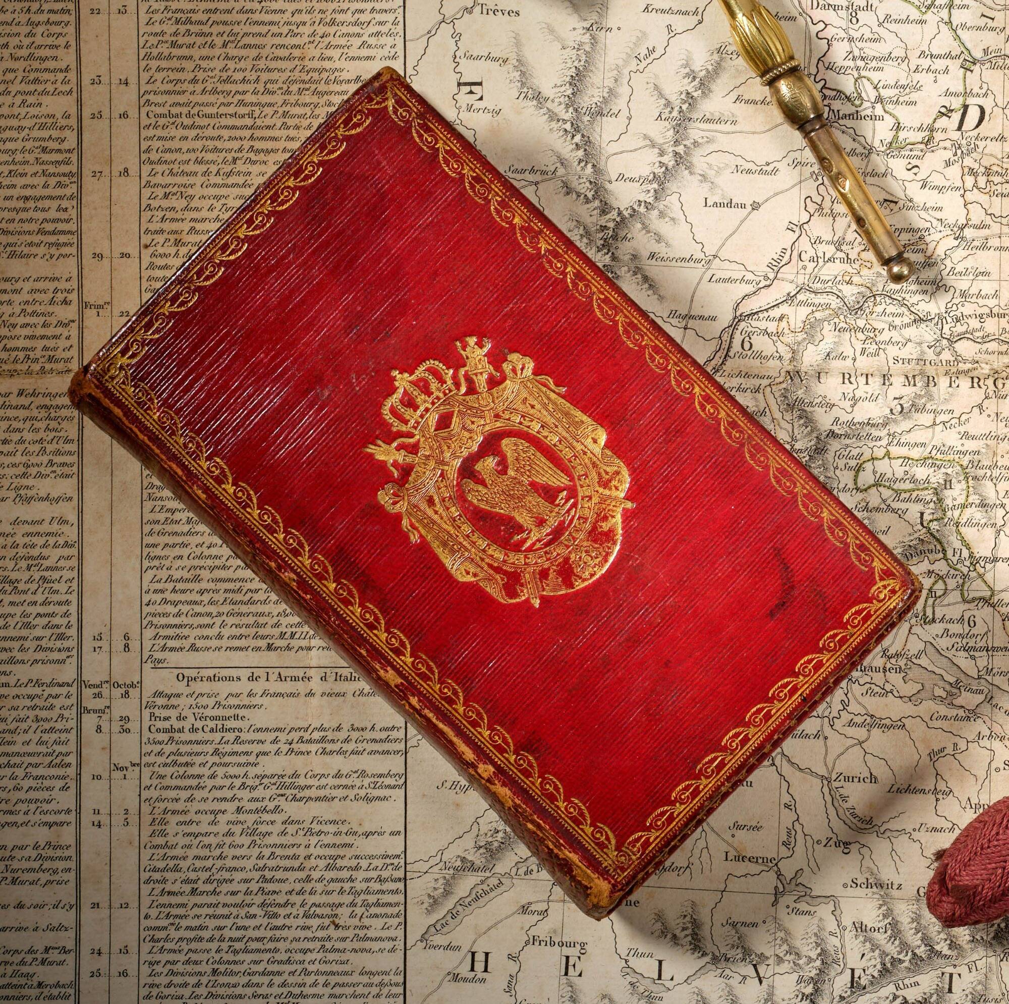 "Elle s'attache aux deux Empires": l'ancienne collection napoléonienne de la famille princière de Monaco de nouveau aux enchères