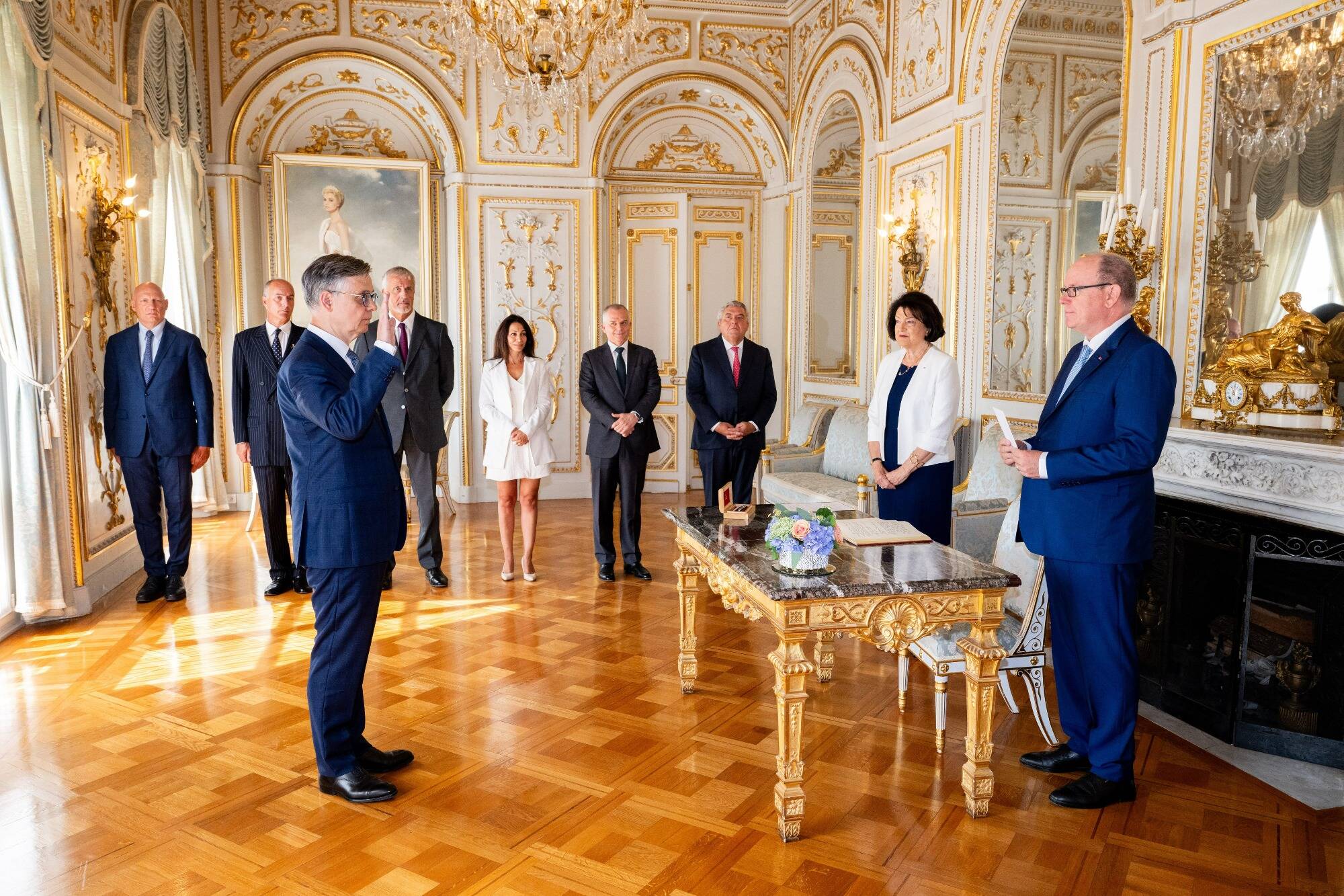 Le nouveau conseiller de gouvernement-ministre de l'Intérieur Lionel Beffre a prêté serment devant le Souverain au Palais princier