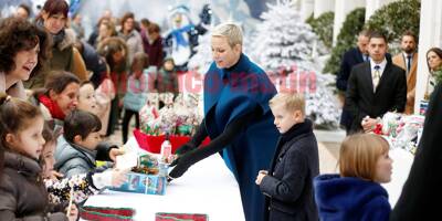 Près de 700 enfants ont reçu leurs cadeaux de Noël des mains de la famille princière