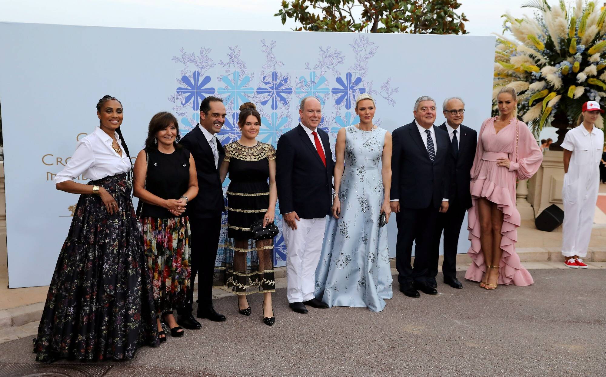 A Monaco, la Croix Rouge célébrée sur les terrasses du Casino en présence du couple princier