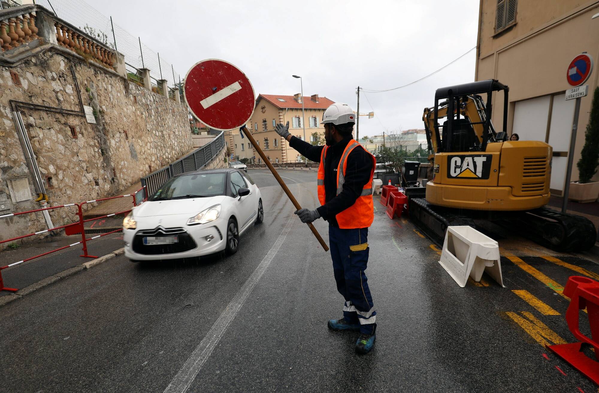 En raison de travaux qui devraient durer plus de deux ans, des ralentissements sont à prévoir sur la Basse corniche à Cap-d'Ail