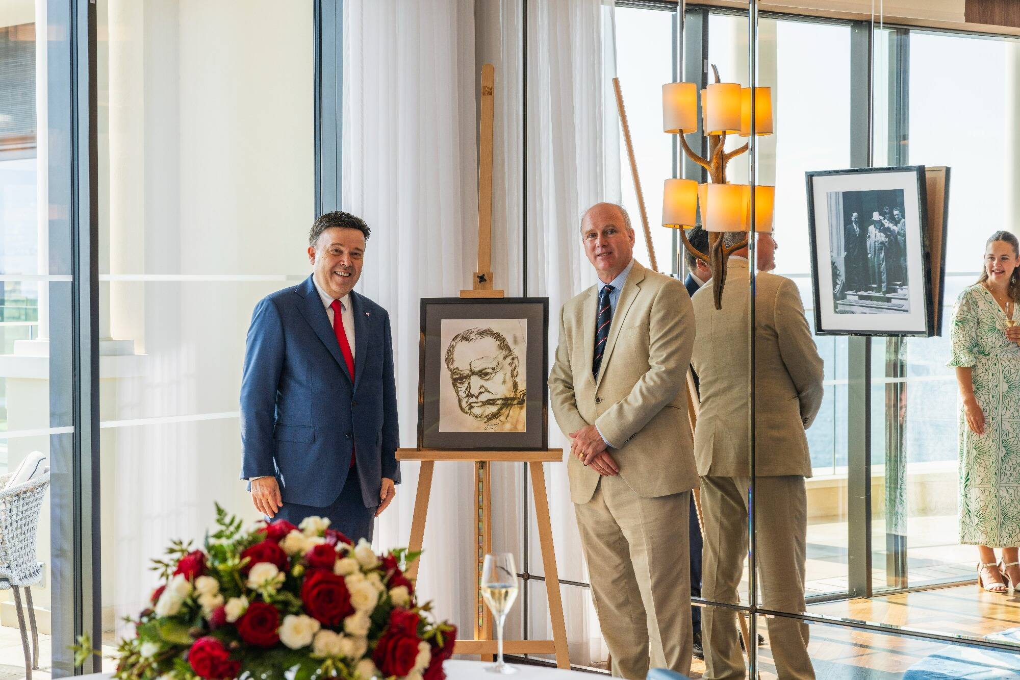 Pourquoi le président délégué de la SBM Stéphane Valeri a accueilli les descendants de Winston Churchill à l'Hôtel de Paris