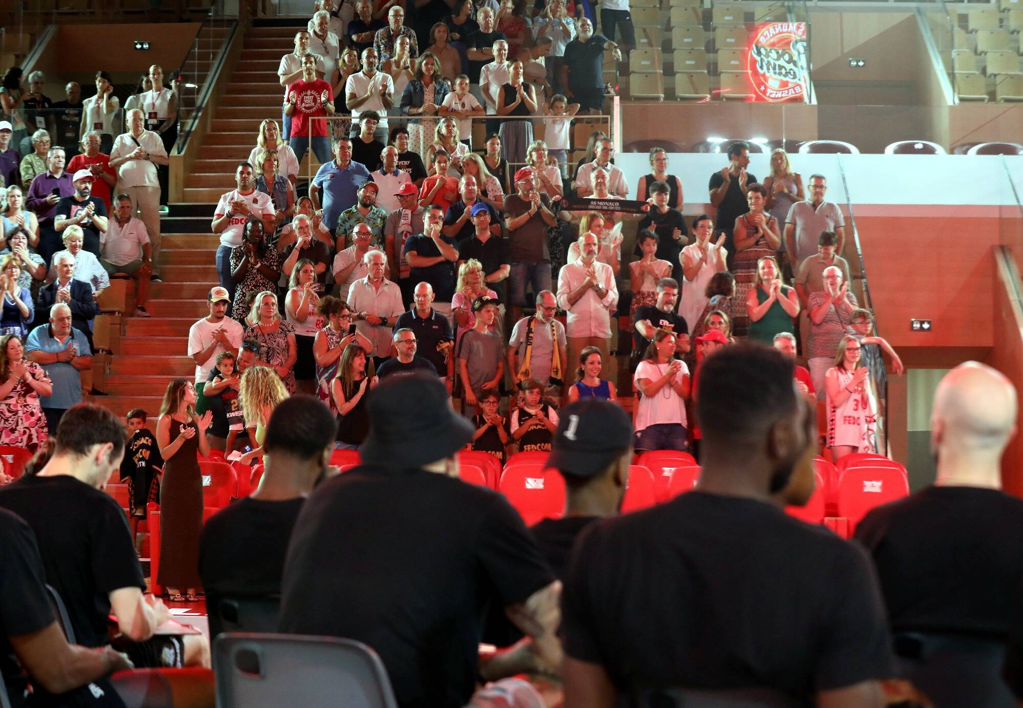 Entre fierté et déception : les supporters de la Roca Team dressent le bilan de la saison