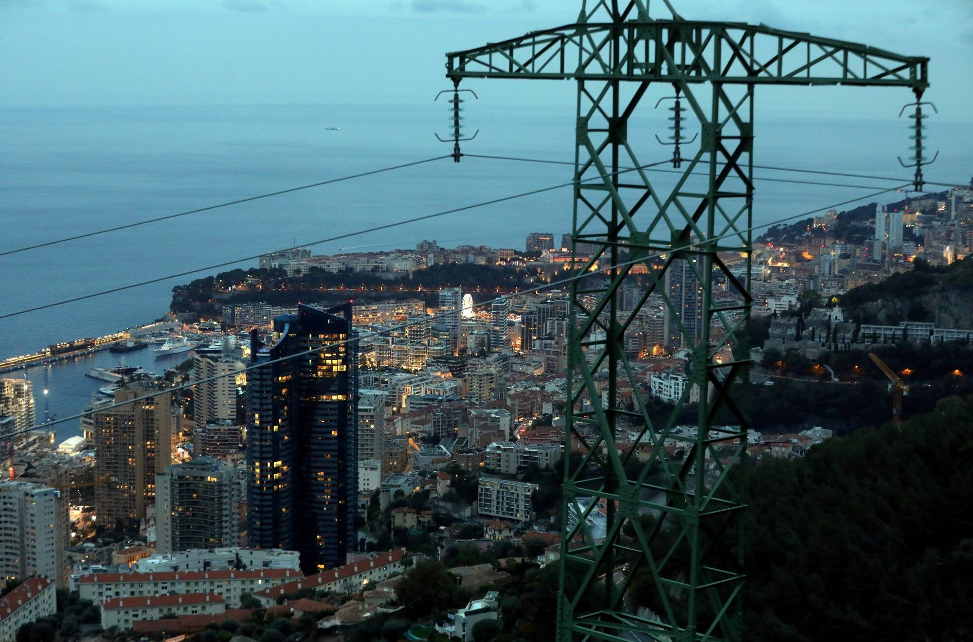 RTE abaisse à "moyen" le risque de tensions sur le réseau électrique en janvier