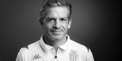 Un brassard noir pendant le match PSG-AS Monaco en mémoire de Richard Guerois