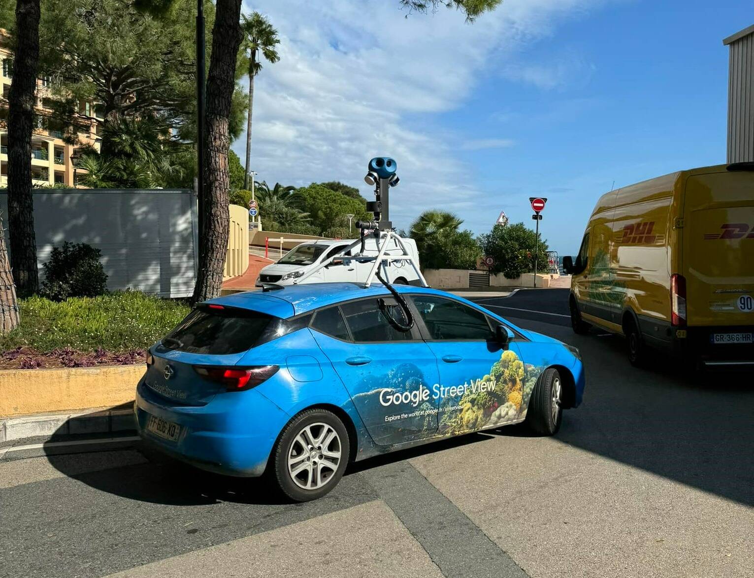 Une voiture Google Street View sillonne les rues de Monaco pour (enfin) mettre à jour son service de navigation virtuelle