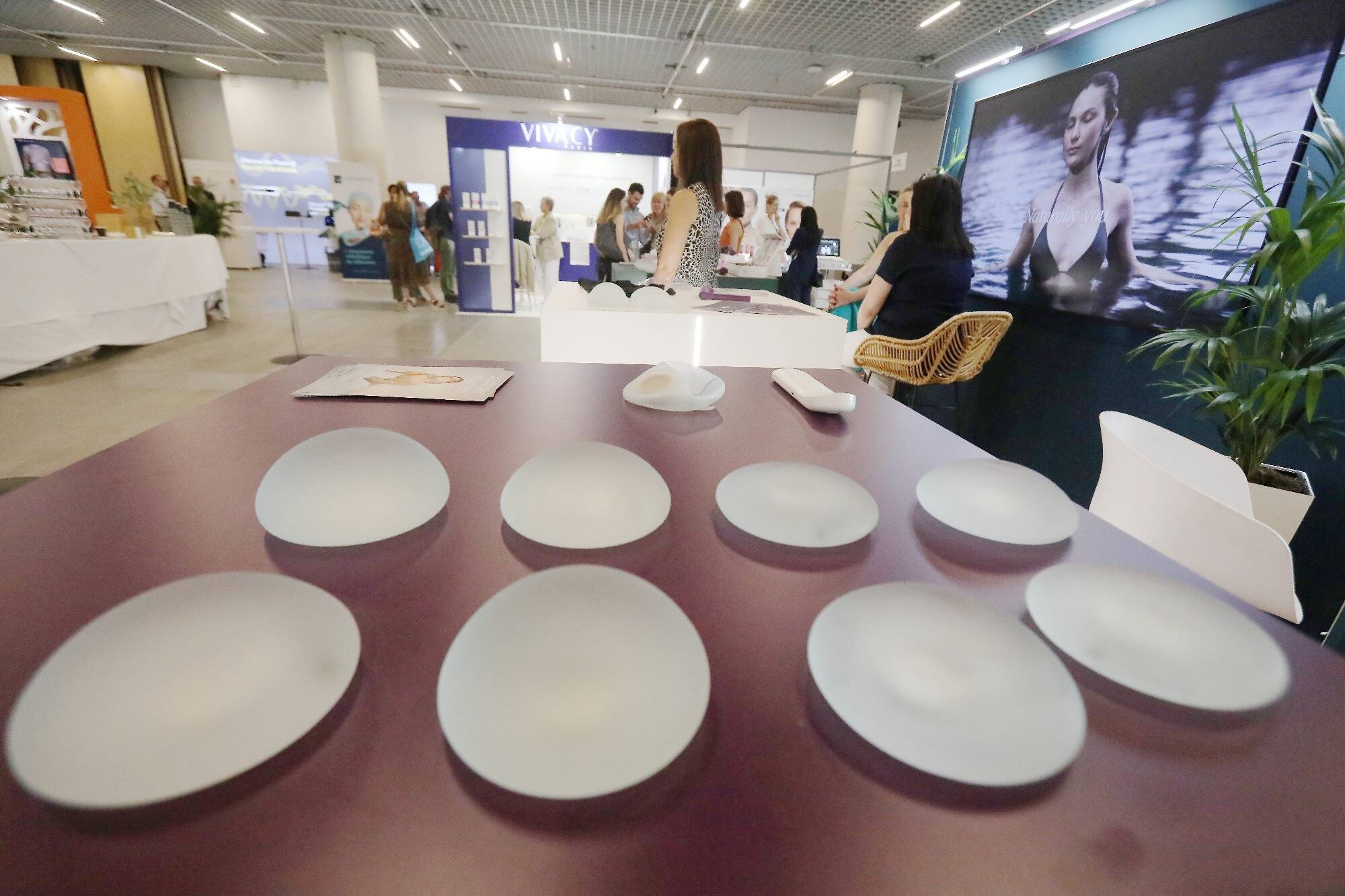 "Cette société de l'image a un impact énorme": les chirurgiens esthétiques plasticiens ont fait salon à Monaco