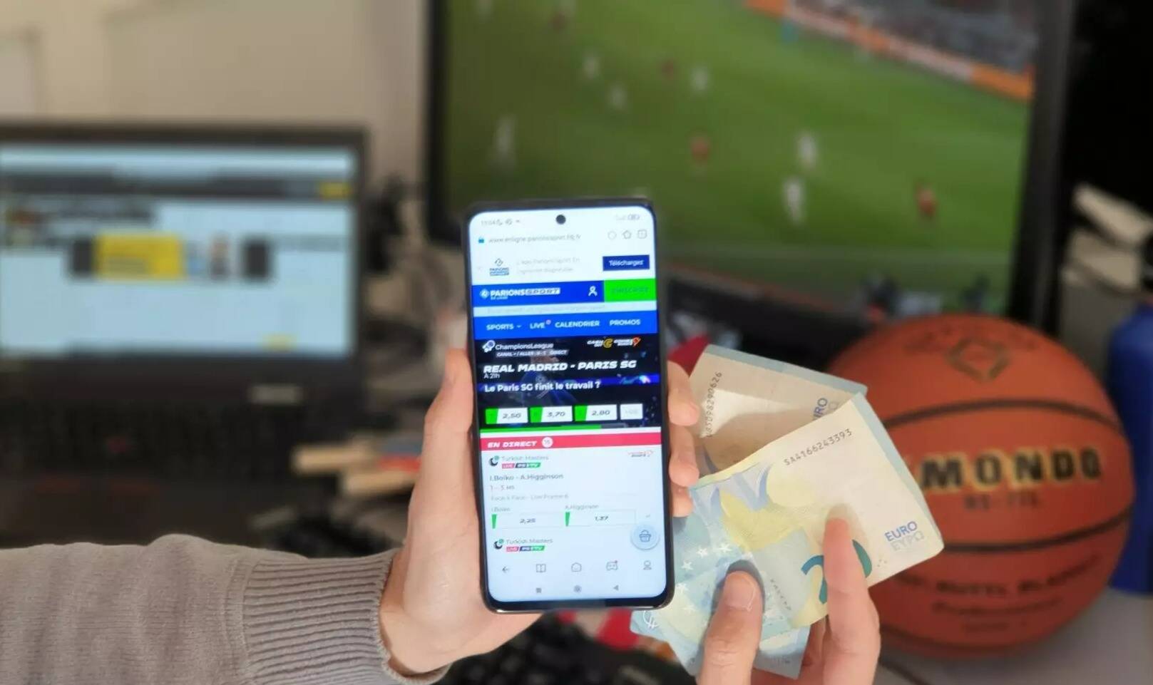 Avec 200 millions d'euros générés depuis le début de la Coupe du Monde, les paris en ligne atteignent des records