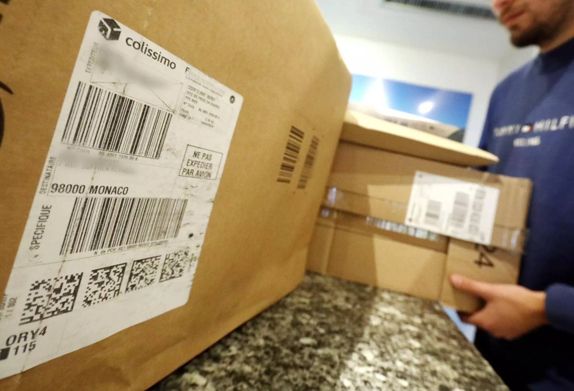 Vos colis seront-ils bientôt taxés? La Commission européenne annonce une nouvelle taxe ce mercredi