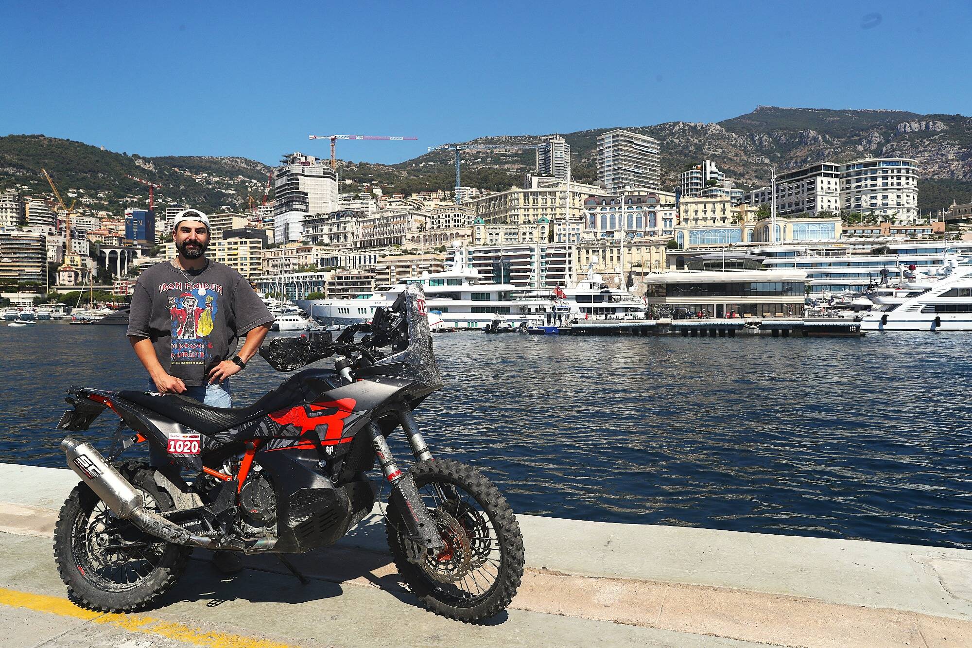 "Je voulais vraiment partager ma passion": rencontre avec Mr. Rallybike, l'américano-iranien qui fédère 260.000 fans de hard enduro sur les réseaux sociaux à Monaco