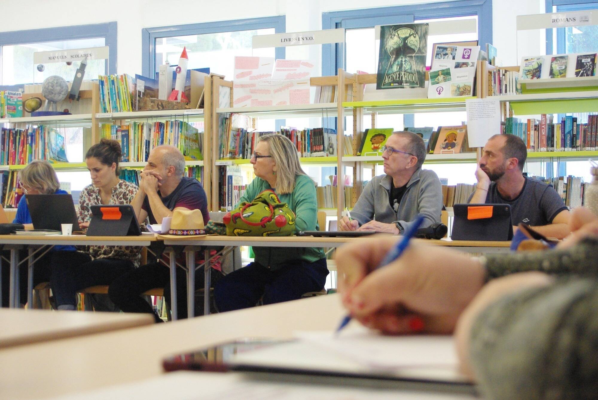 "Il n'y a aucune tentative d'endoctrinement" avec le programme d'éducation à la vie affective, relationnelle et à la sexualité, assure le rectorat de l'Académie de Nice