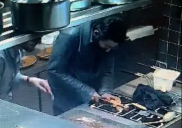 Ils profitent du couvre-feu pour mitonner et piller les frigos, le patron du restaurant livre les cambrioleurs à la police