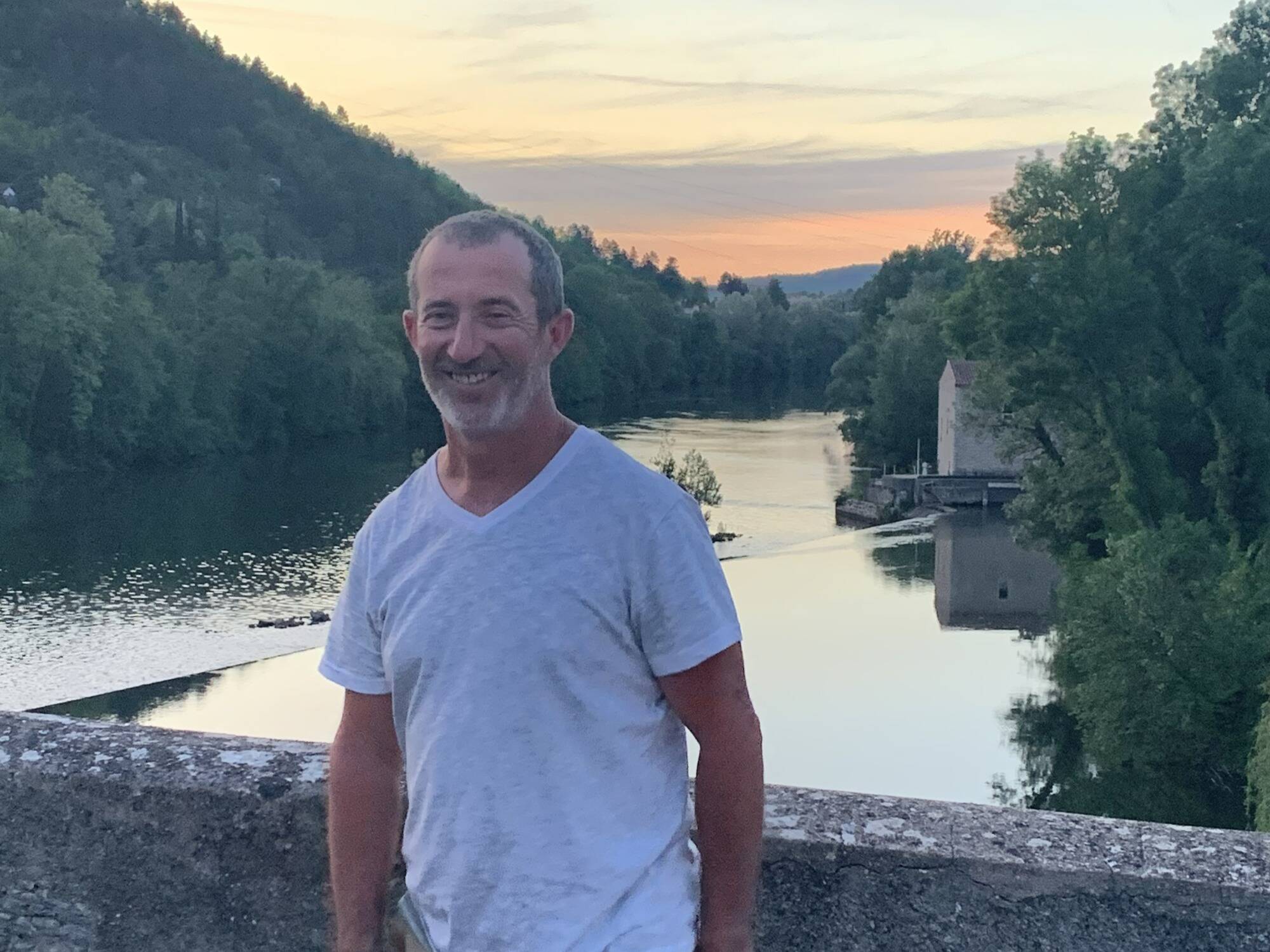 Un commerçant de Nice se suicide dans son magasin, ses proches et ses clients sous le choc