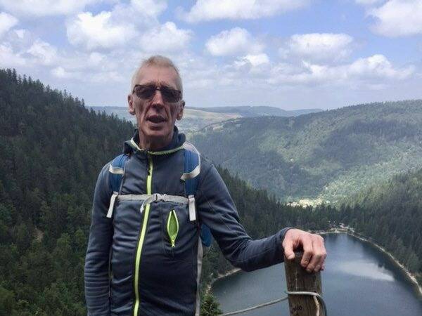 "Quand on a un handicap, on est considéré comme des bons à rien": ce bénévole malvoyant cherche un logement à Nice pendant les JO