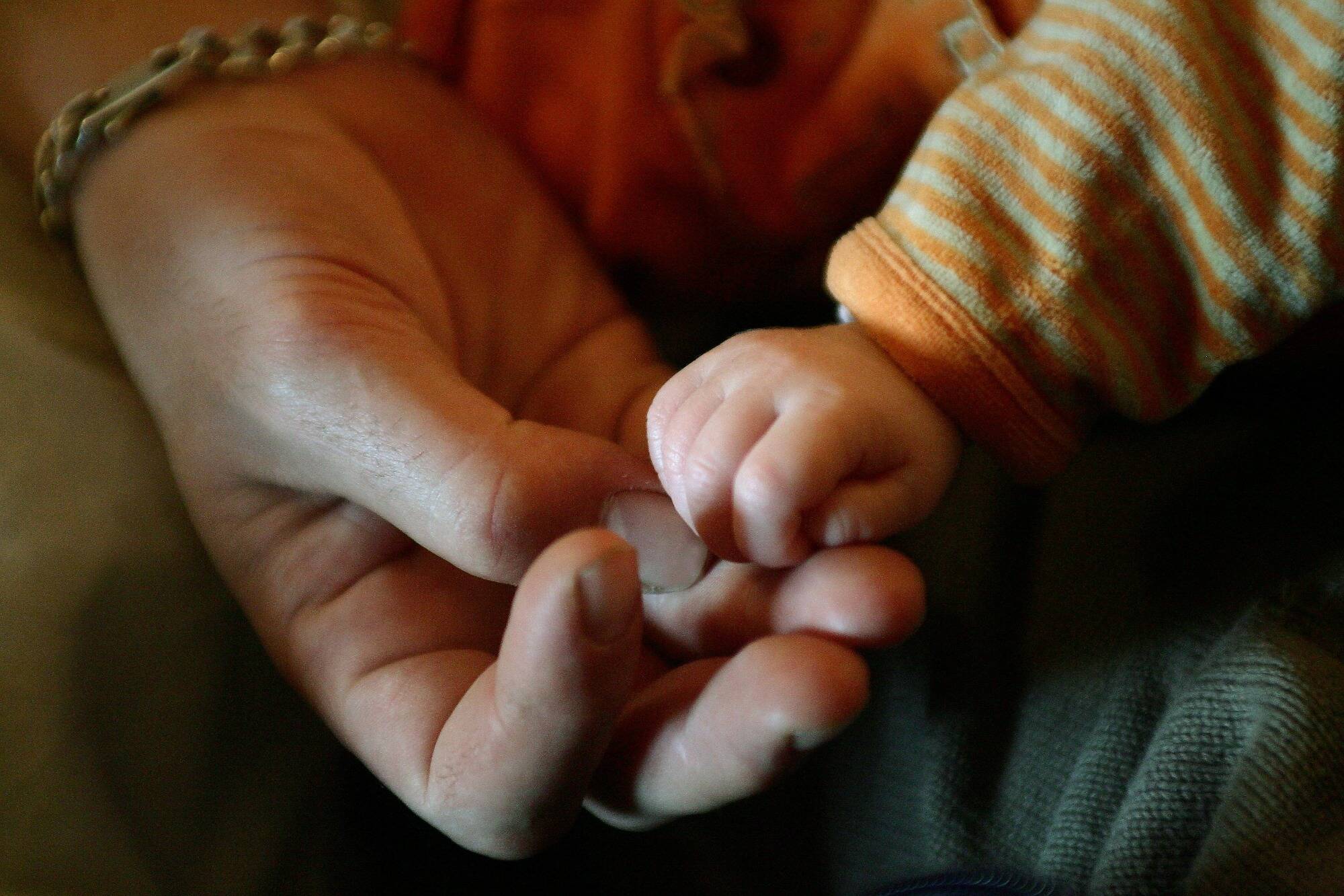 "Une réelle évolution": le congé paternité passe de 14 à 28 jours à partir de ce jeudi 1er juillet