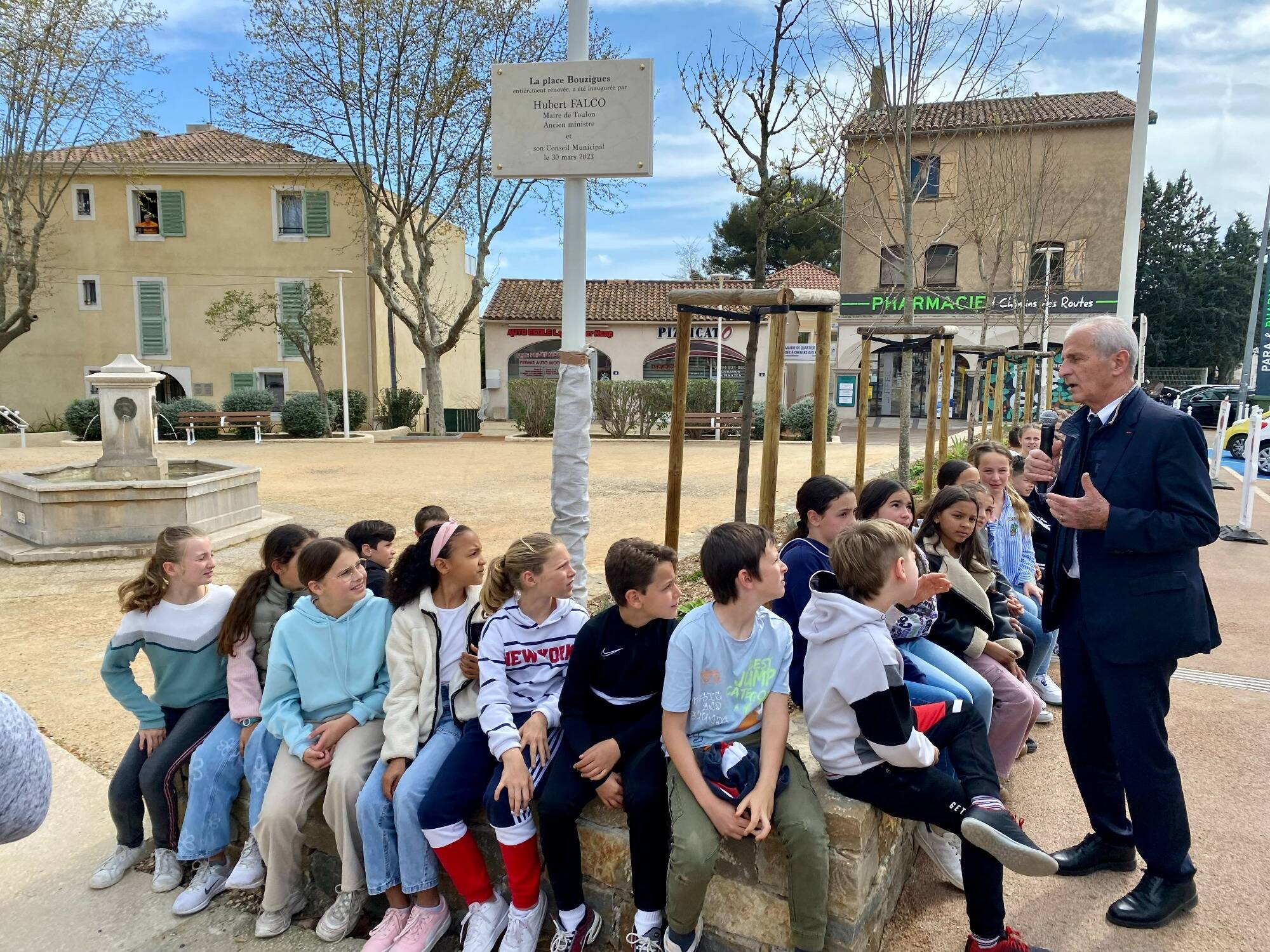 Cette place au coeur de Toulon s'est refait une beauté