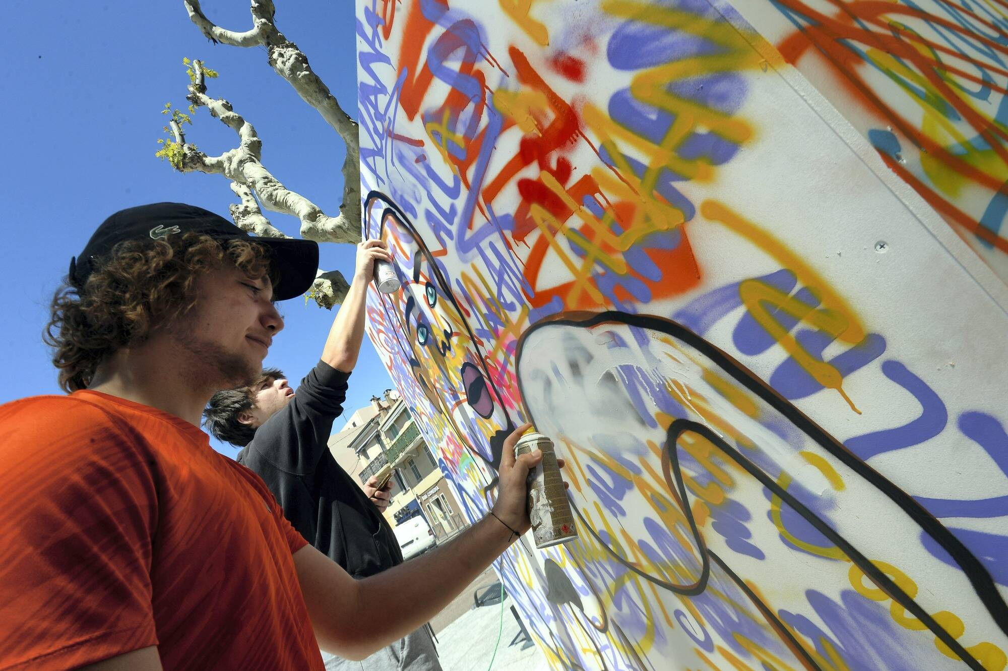 "Des boxeurs qui symbolisent le combat mené par ces jeunes sortis du circuit scolaire": initiation au street art à Saint-Raphaël