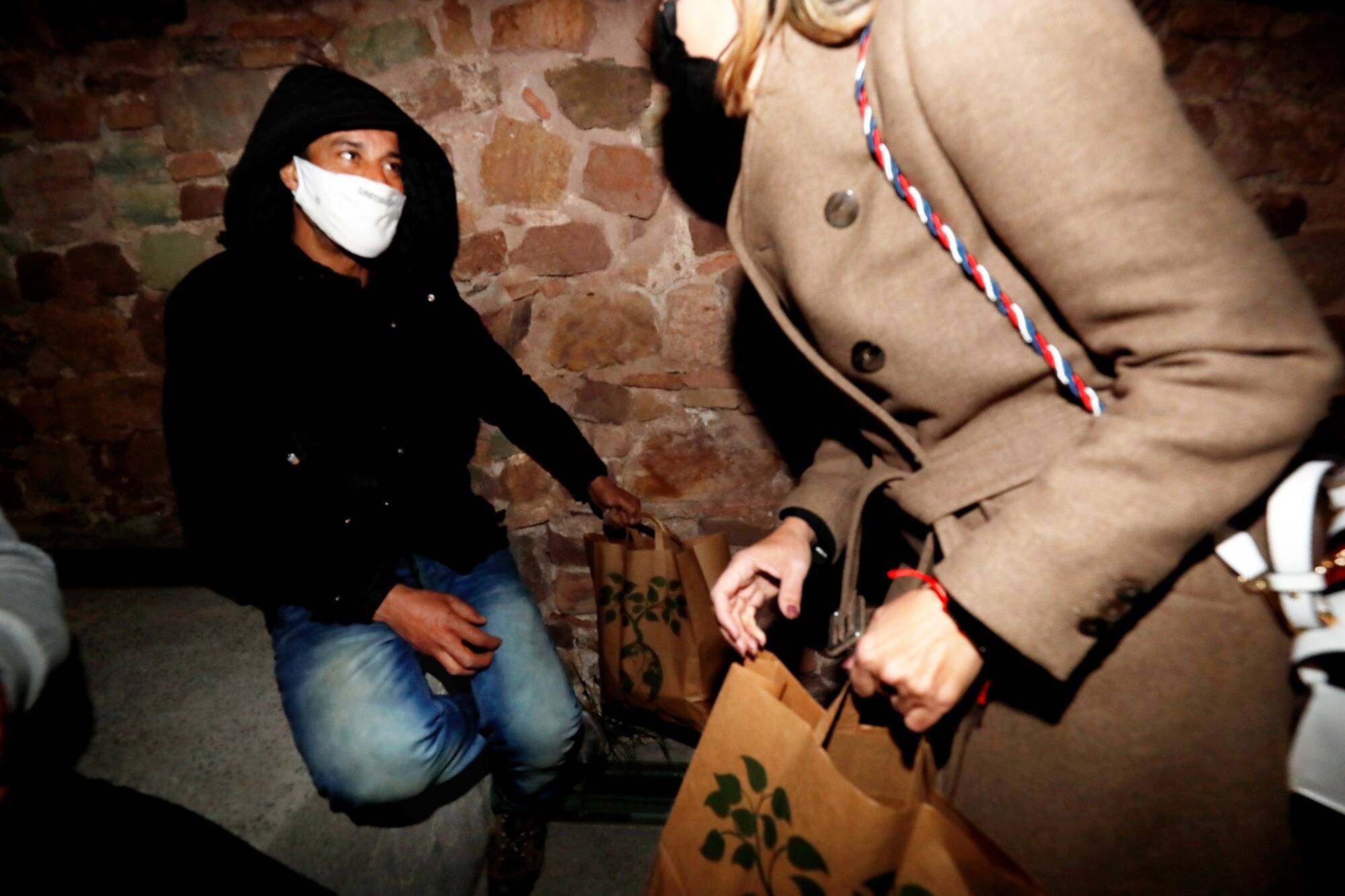 Face à la crise sanitaire, la Cour des comptes demande de faciliter l'accès au logement aux plus précaires