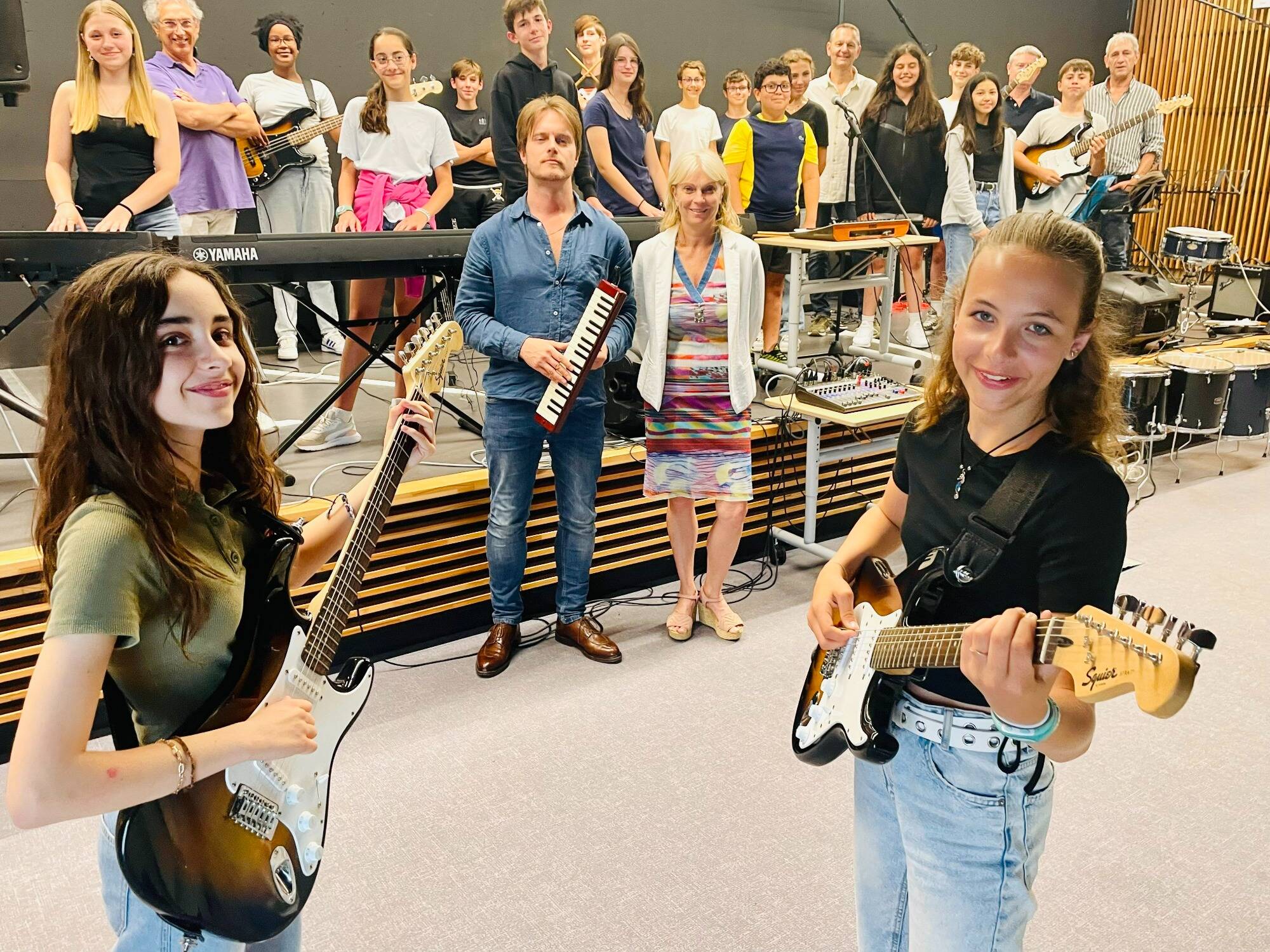 "On leur apprend à jouer et à écouter": ce collège de Saint-Raphaël fait grandir ses élèves grâce à la musique