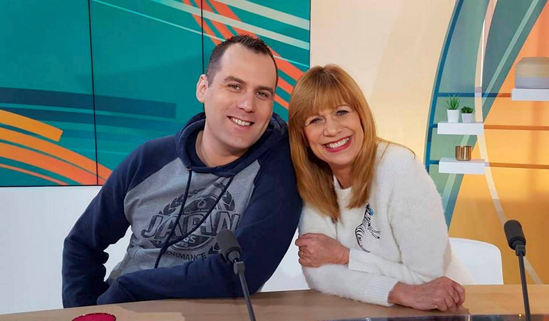 La chanteuse Stone met sa notoriété au service des animaux